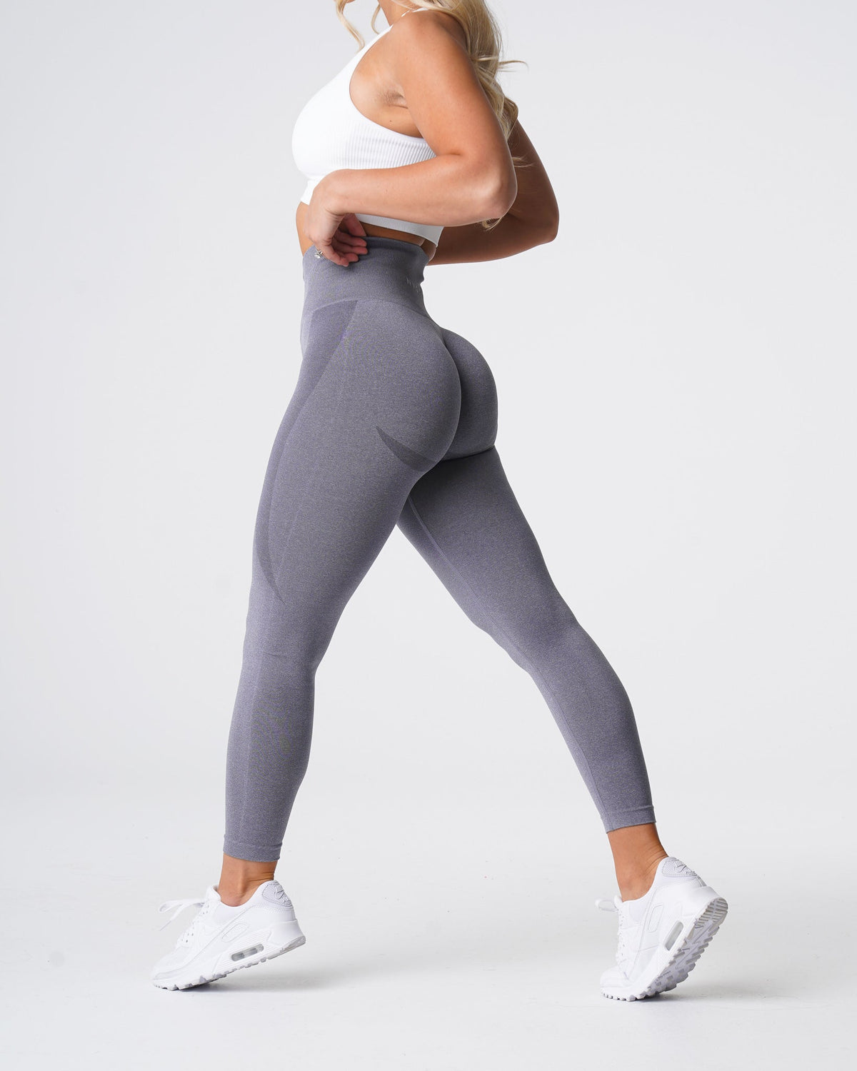 Women Grey Contour Seamless Leggings - NVGTN