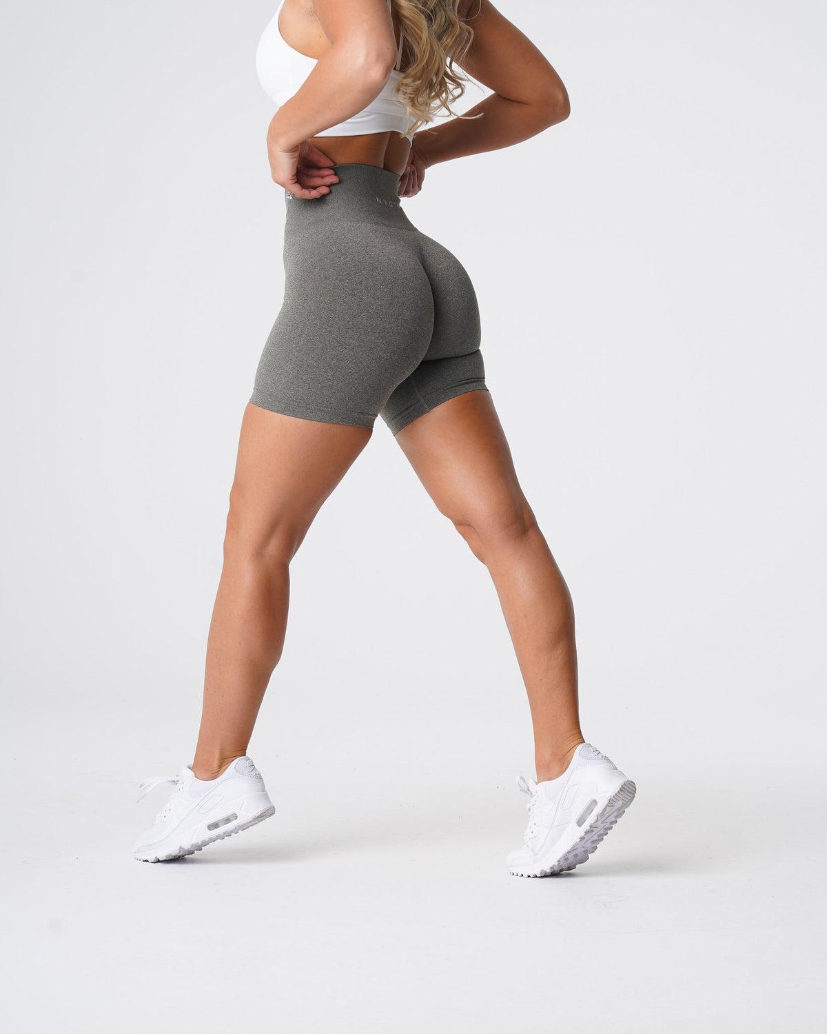 Women Khaki Green Pro Seamless Shorts - NVGTN