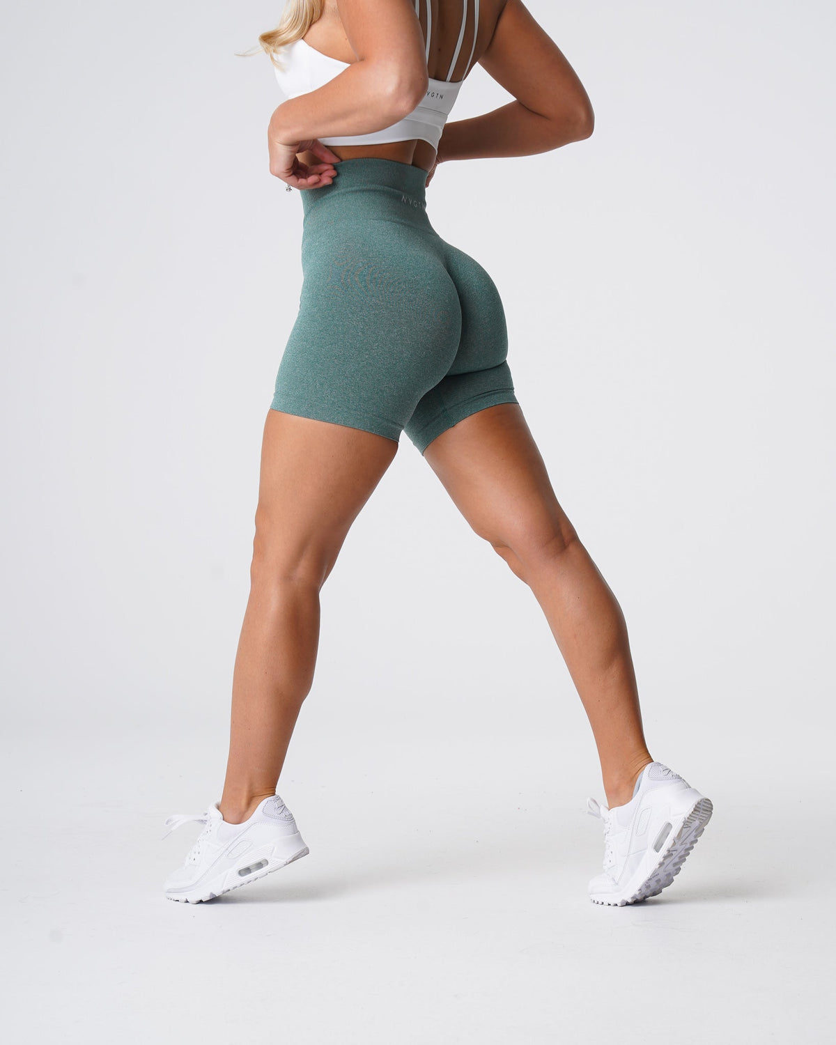 Women Forest Green Pro Seamless Shorts - NVGTN