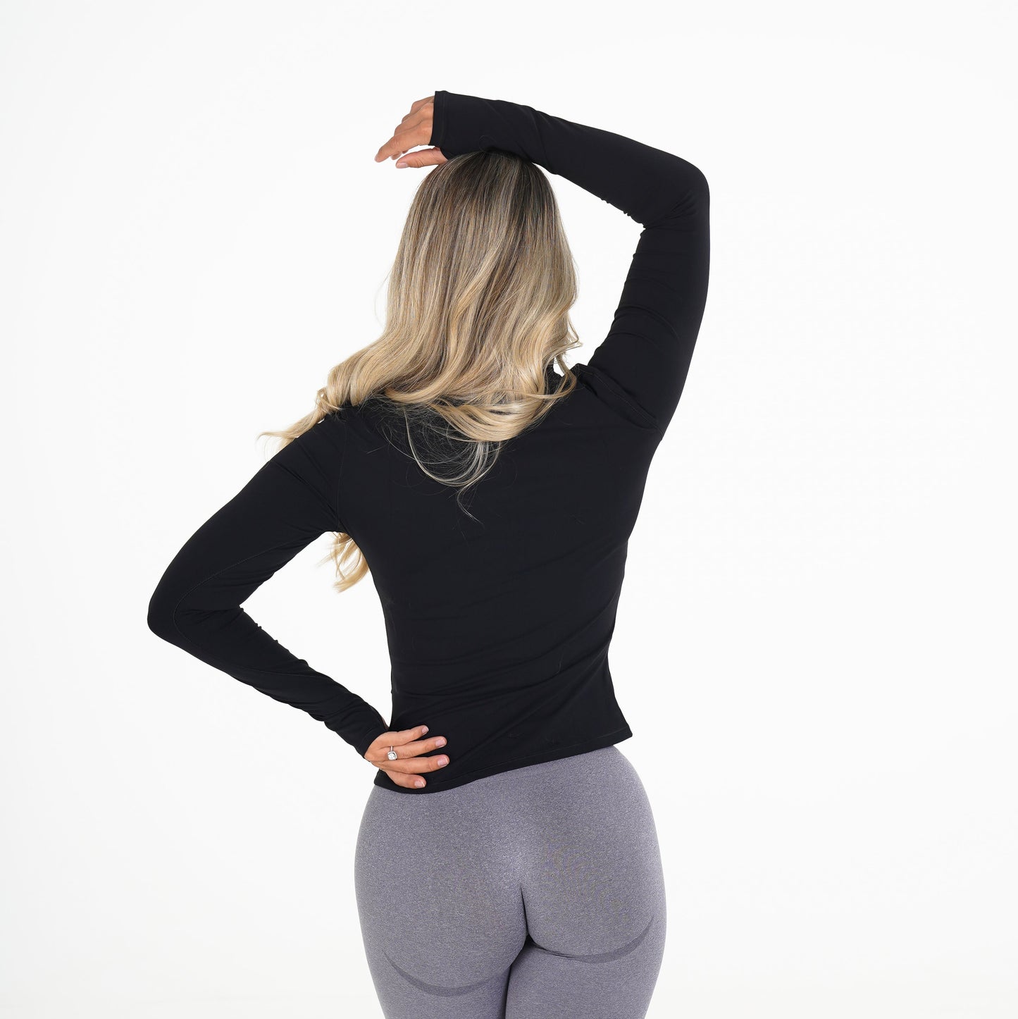Women Black Focus Pullover - NVGTN
