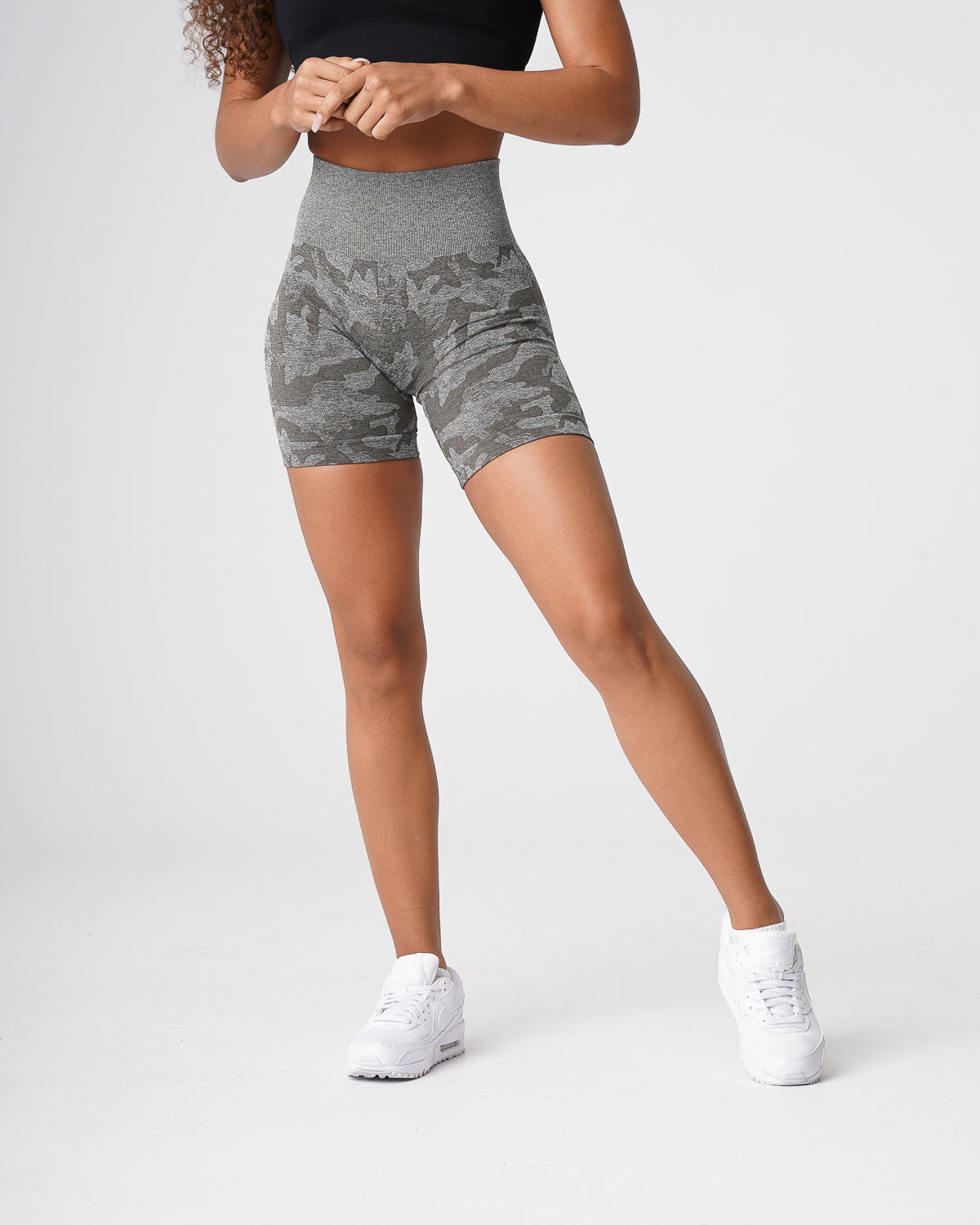 Women Khaki Green Camo Seamless Shorts - NVGTN