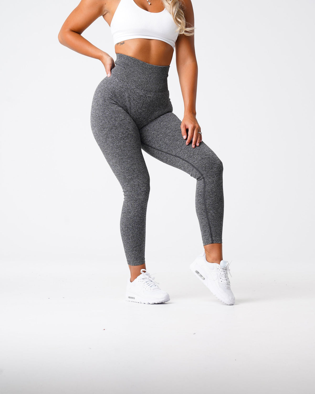 Women Black Speckled Scrunch Seamless Leggings - NVGTN