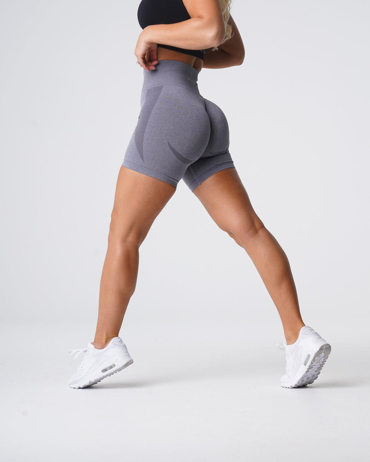 Women Grey Contour Seamless Shorts - NVGTN