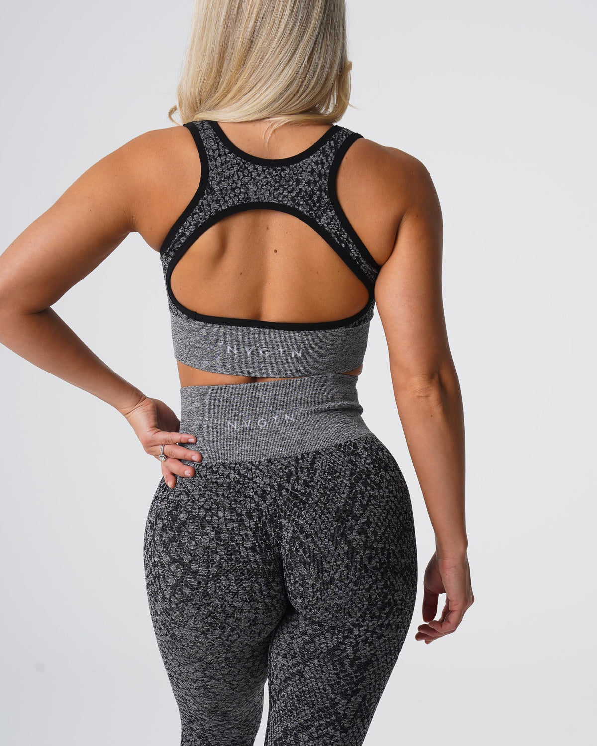 Women Black Speckled Snakeskin Eclipse Seamless Bra - NVGTN