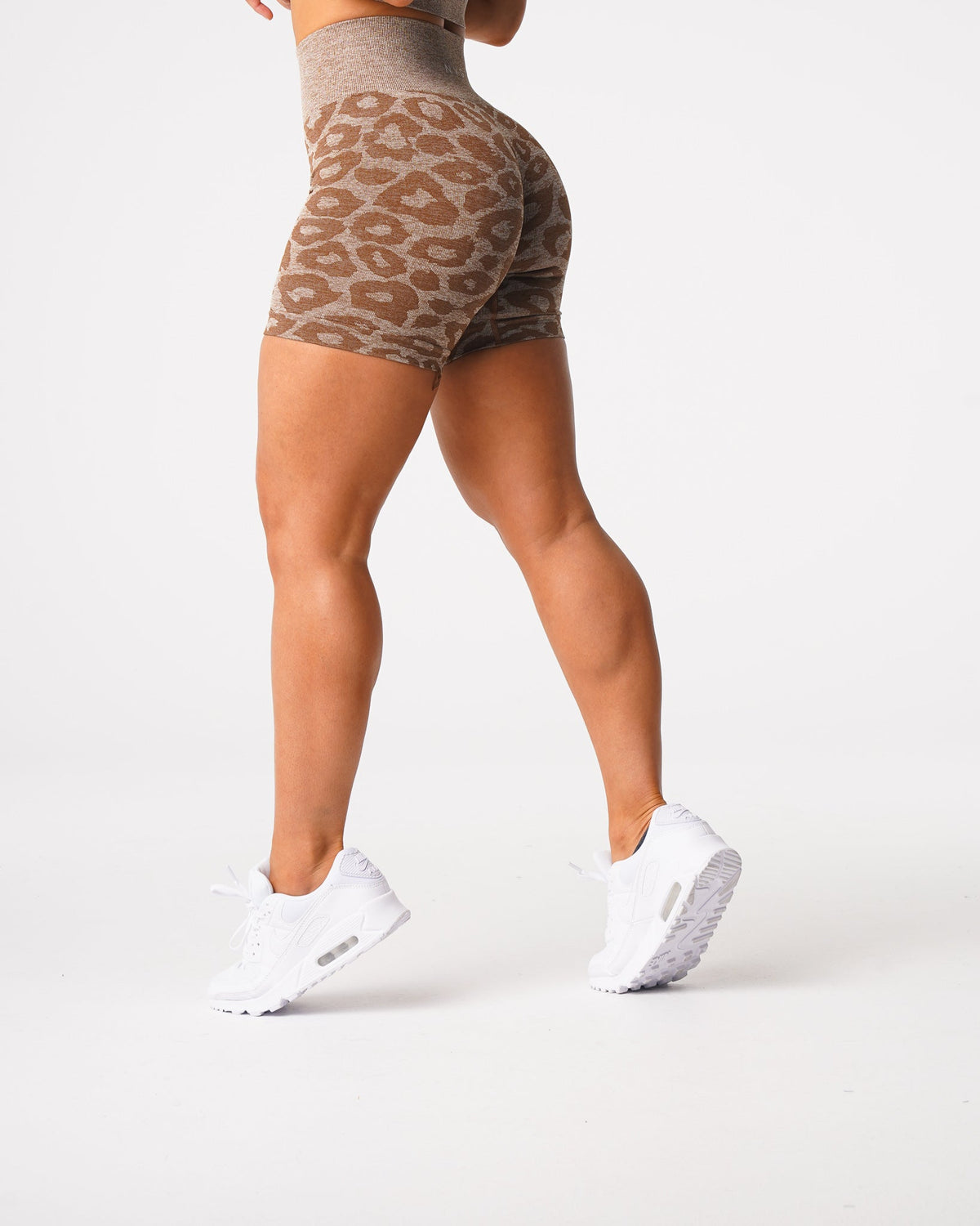 Women Mocha Leopard Seamless Shorts - NVGTN