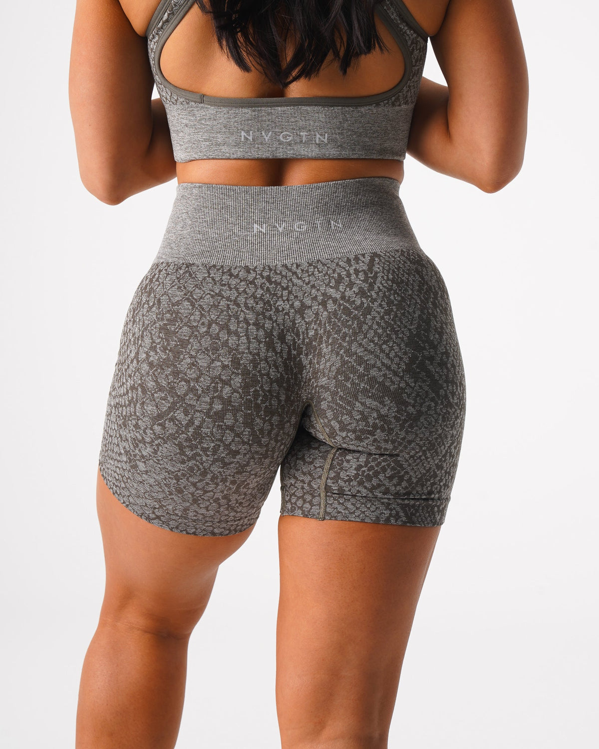 Women Khaki Green Snakeskin Seamless Shorts - NVGTN