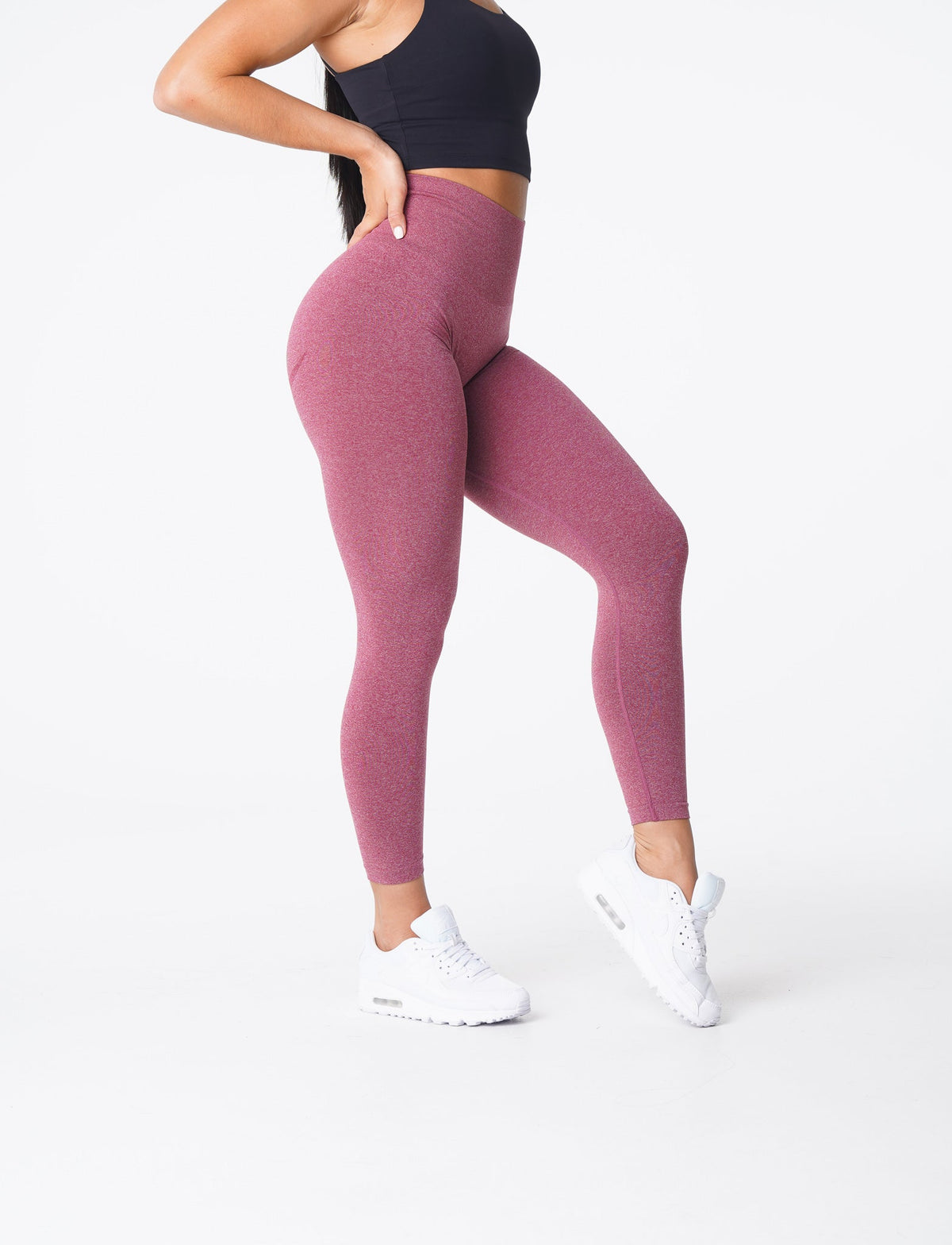 Women Maroon Curve Seamless Leggings - NVGTN