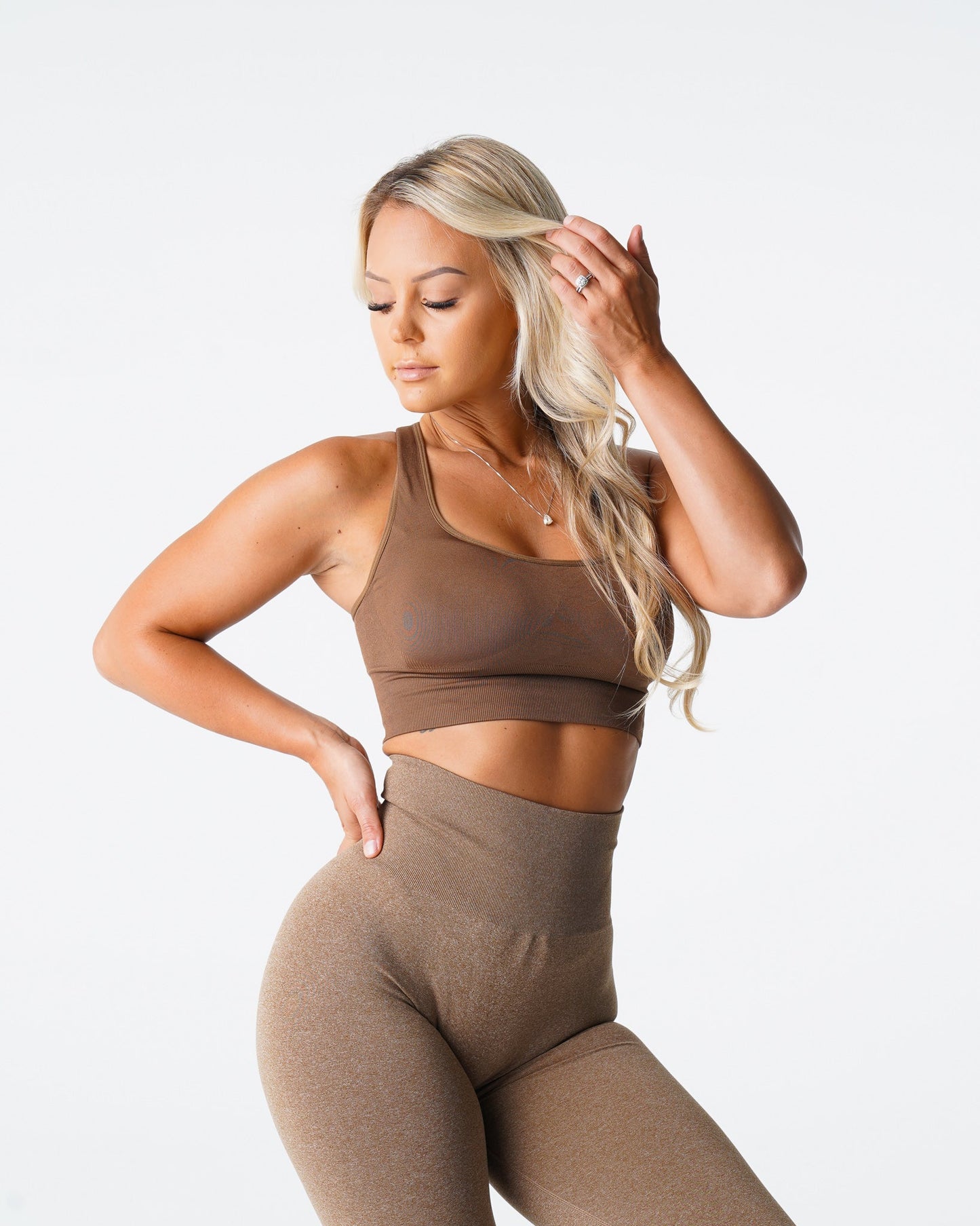 Women Mocha Ignite Seamless Bra - NVGTN