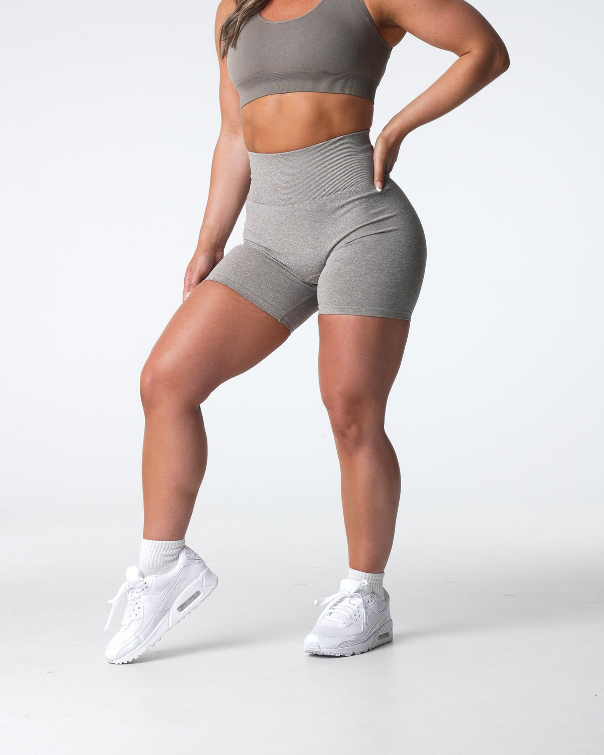 Women Taupe Scrunch Seamless Shorts - NVGTN