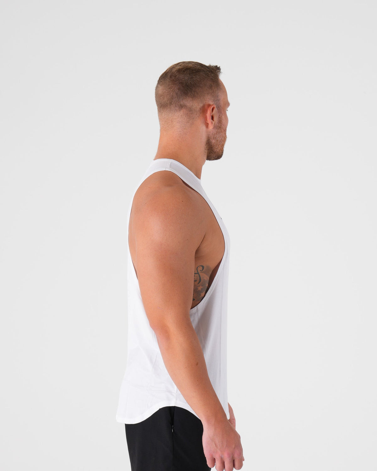Men White Tech Edge Tank - NVGTN