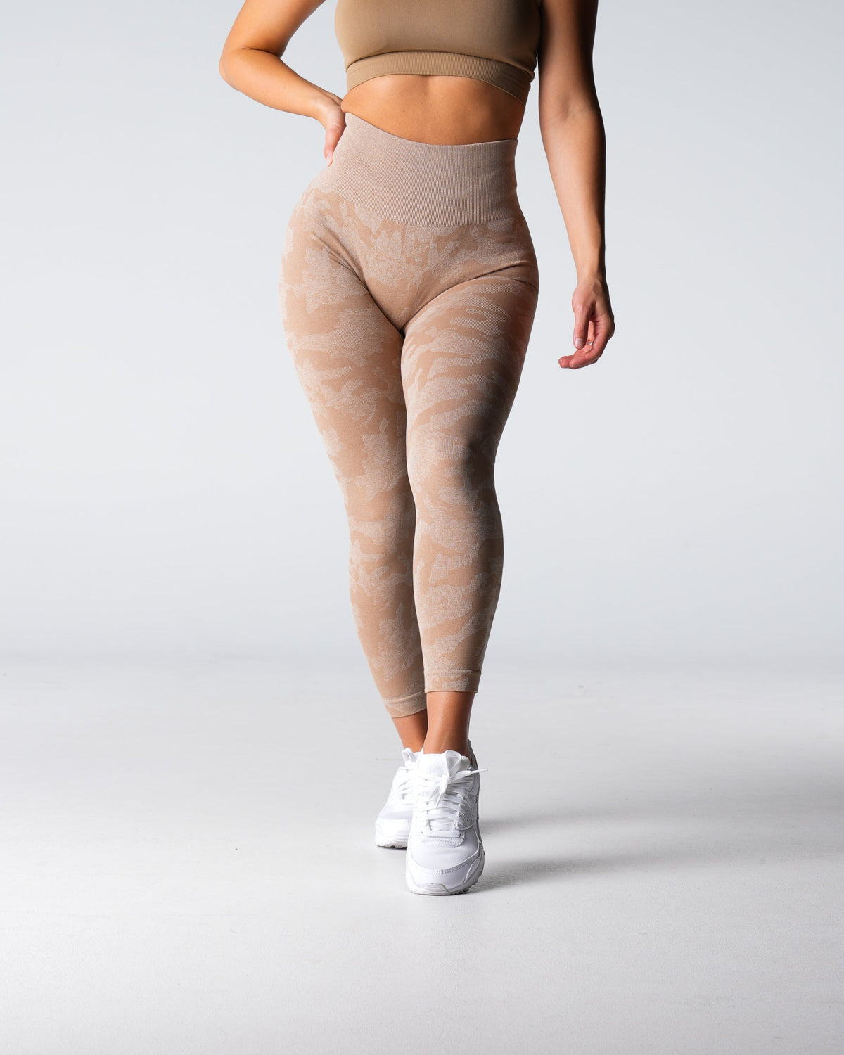 Women Beige Camo Seamless Leggings - NVGTN