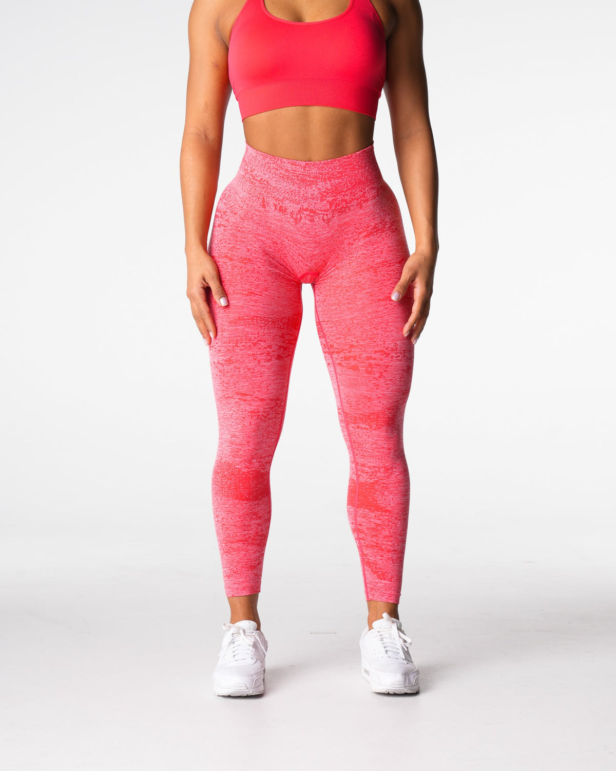 Women Candy Apple Digital Seamless Leggings - NVGTN