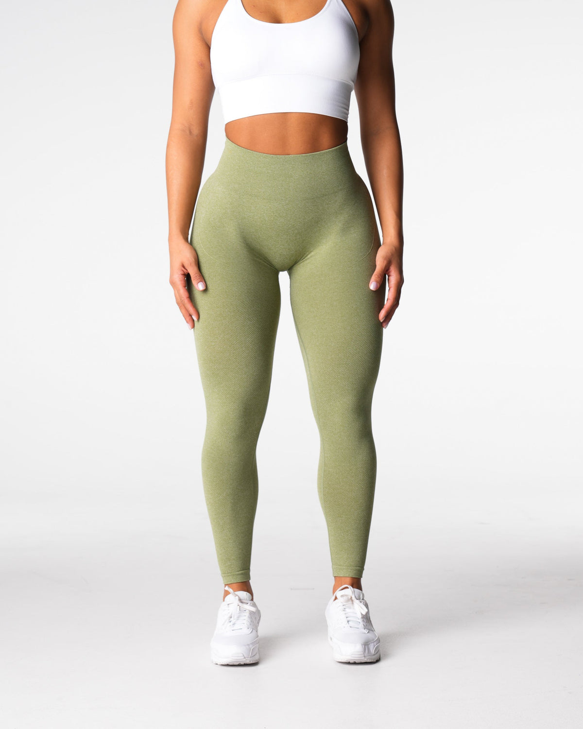Women Meadow Lift Seamless Leggings - NVGTN