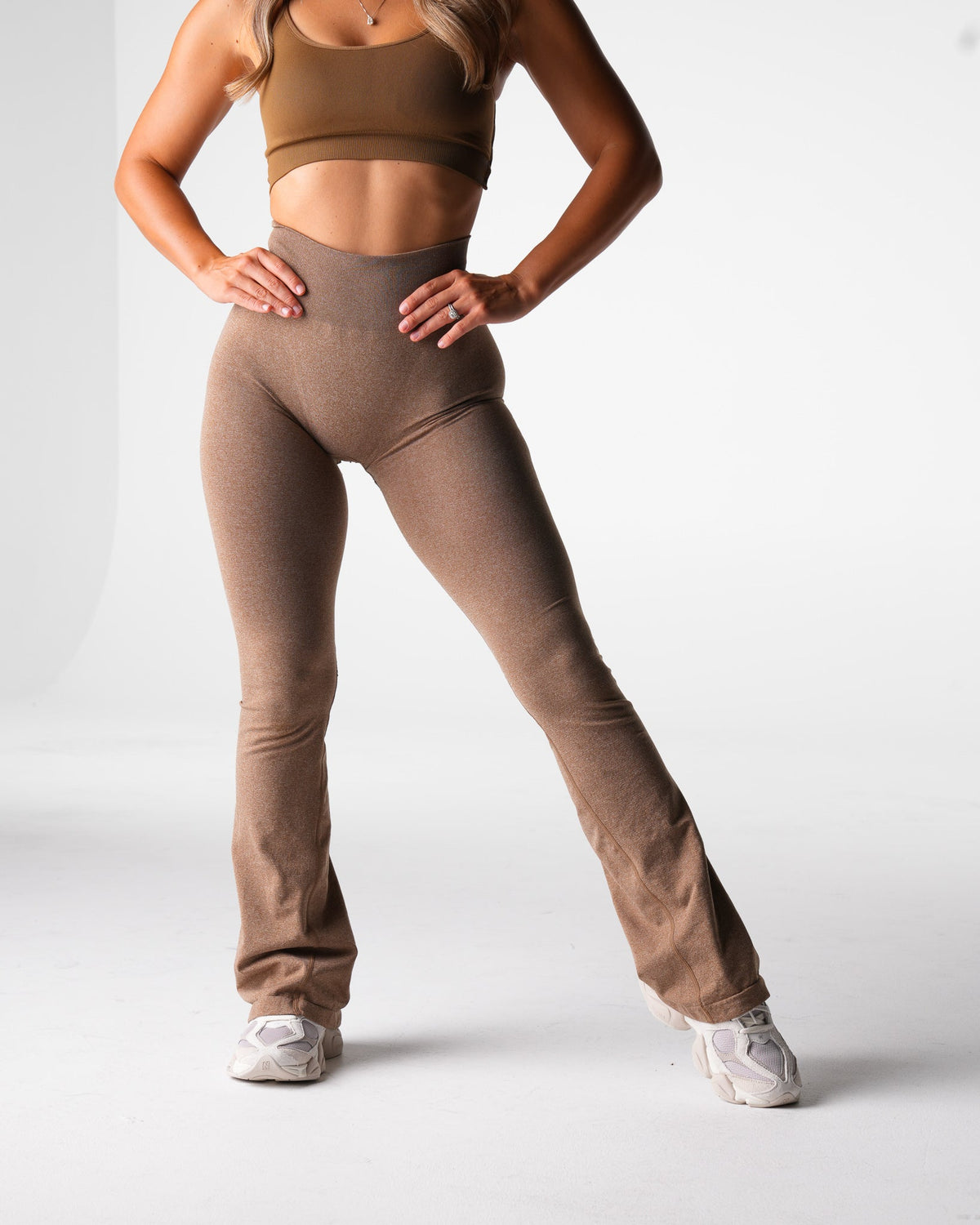 Women Mocha Iconic Seamless Flare Leggings - NVGTN