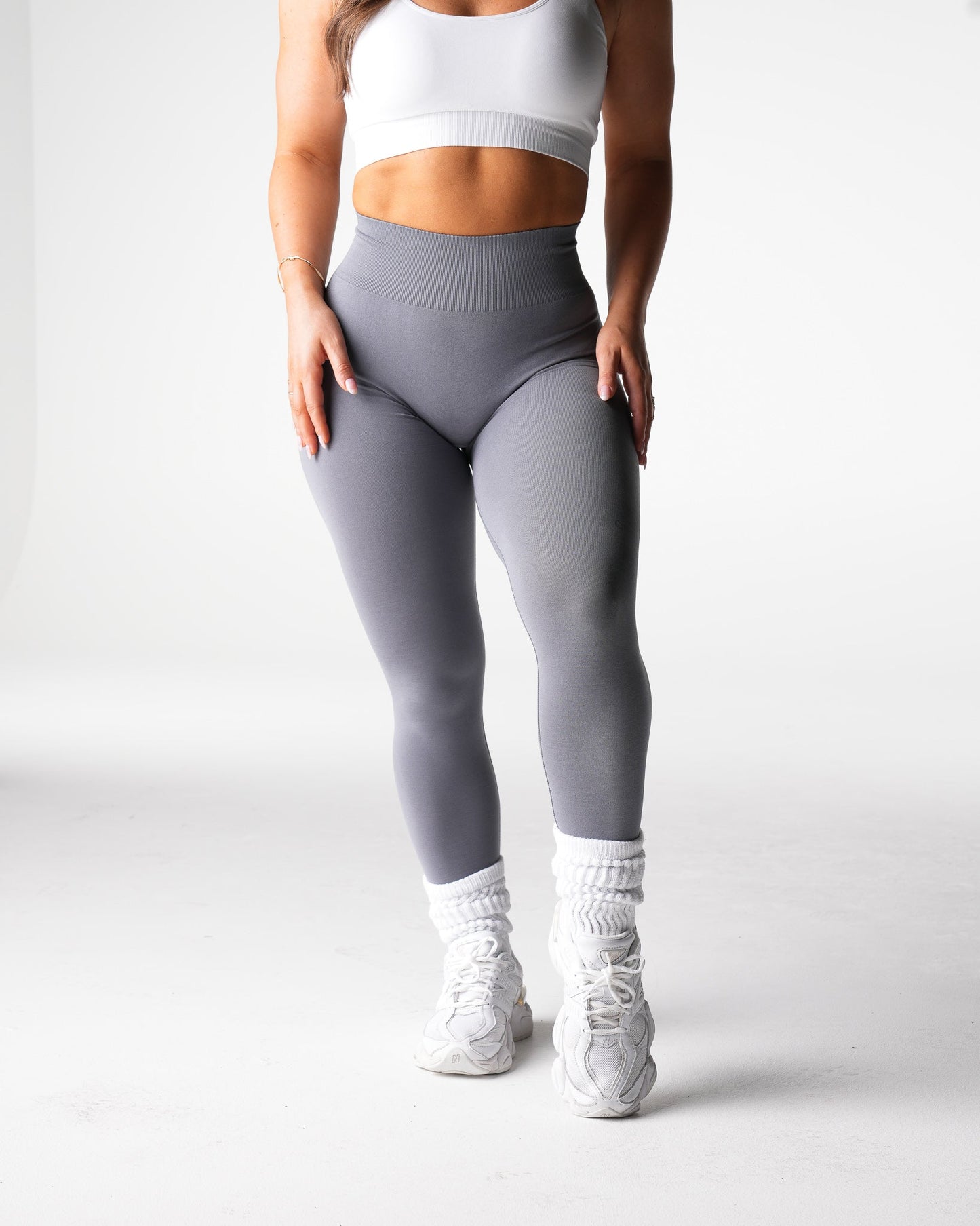 Women Grey Discover Seamless Leggings - NVGTN
