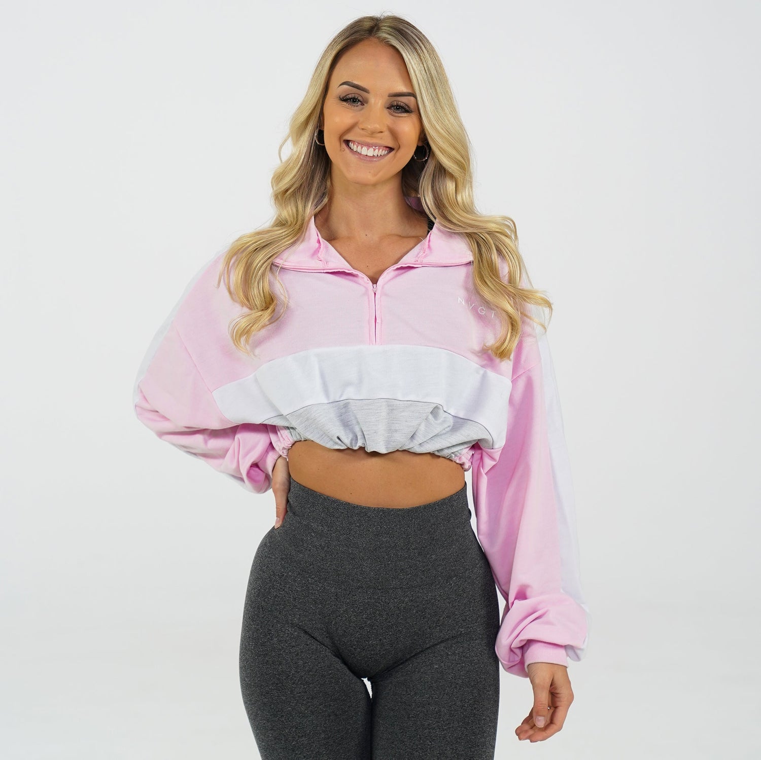 Women Pink Oversized Cropped Pullover - NVGTN