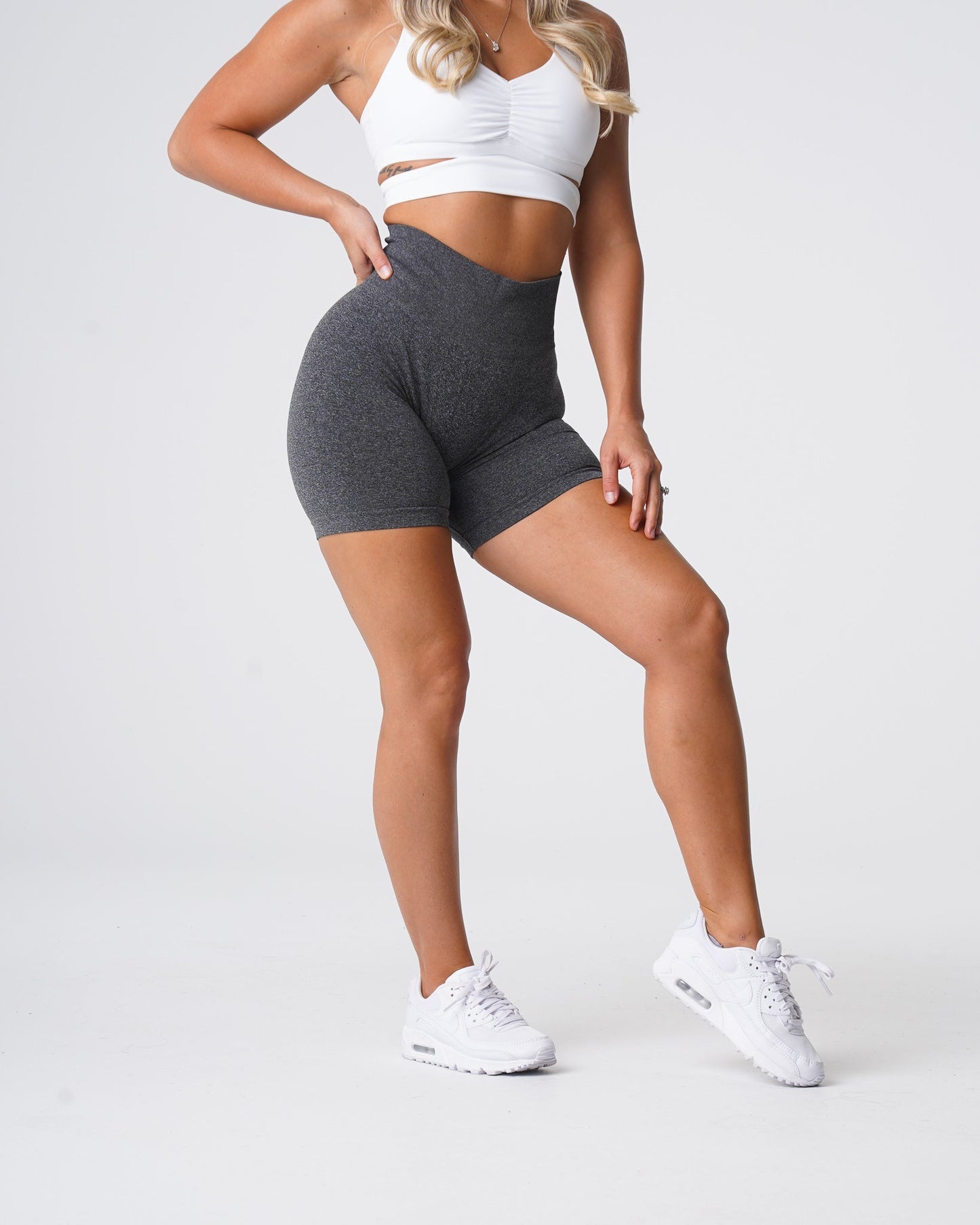 Women Black Speckled Pro Seamless Shorts - NVGTN