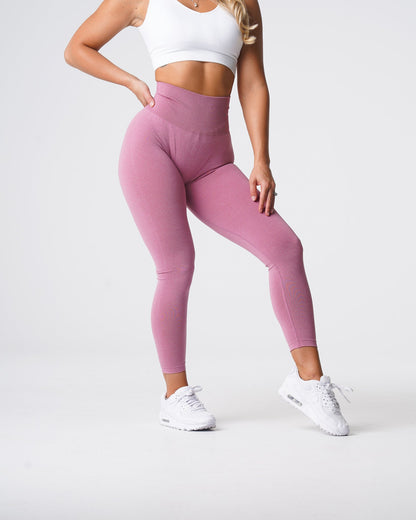 Women Pastel Pink Curve Seamless Leggings - NVGTN