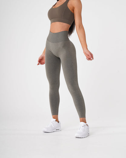 Women Khaki Green Curve Seamless Leggings - NVGTN