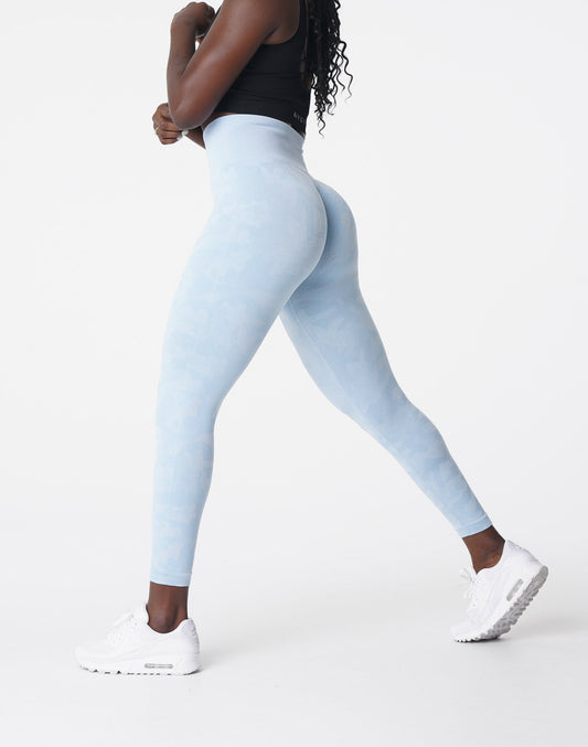 Women Icy Blue Camo Seamless Leggings - NVGTN