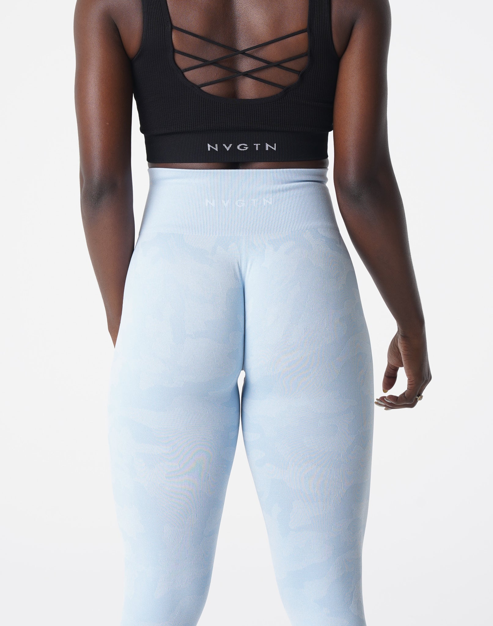 Women Icy Blue Camo Seamless Leggings - NVGTN
