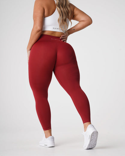 Women Carmine Solid Seamless Leggings - NVGTN