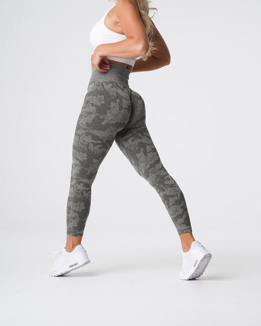 Women Khaki Green Camo Seamless Leggings - NVGTN