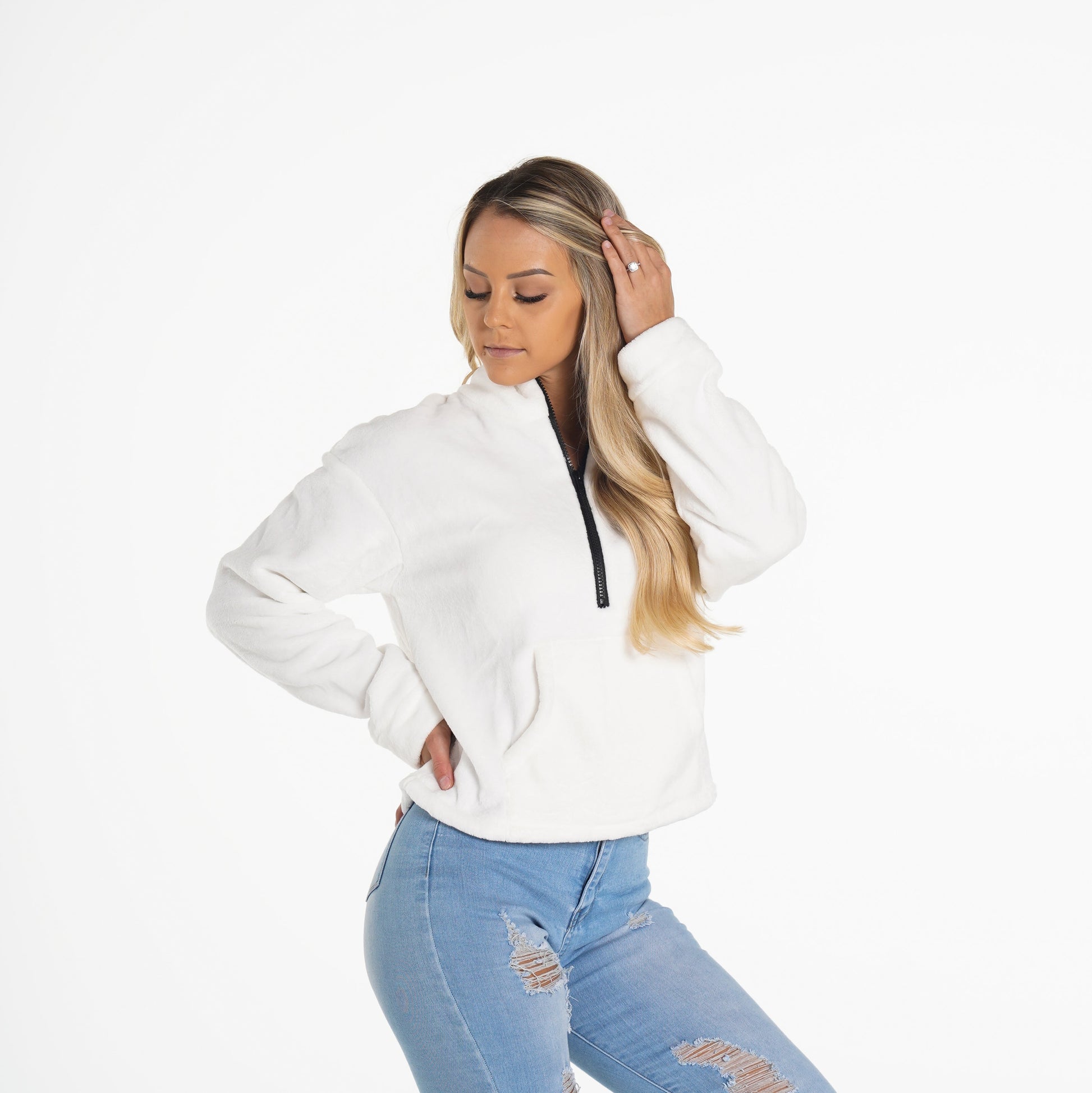 Women White Full Length Teddy Fleece - NVGTN