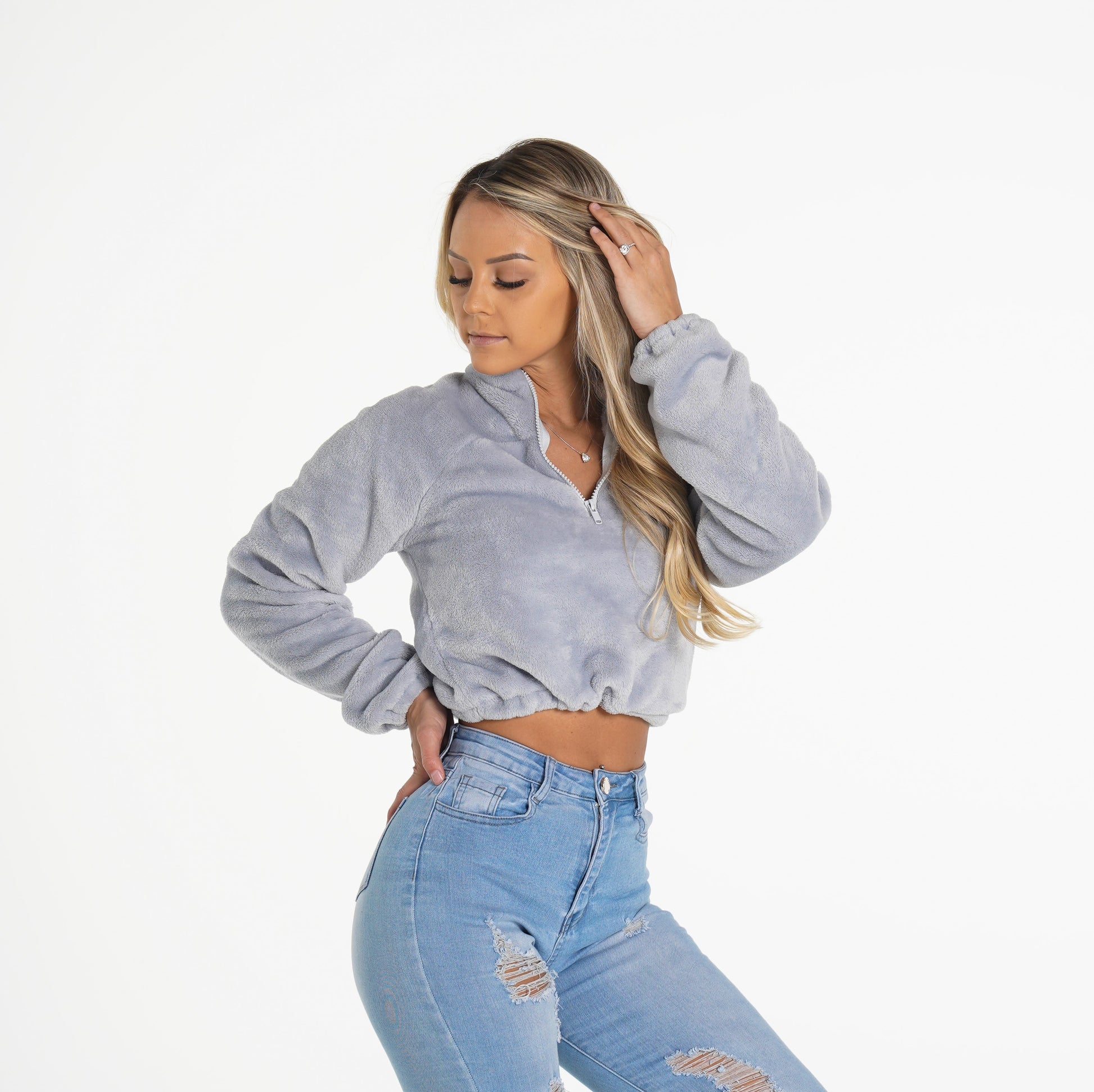 Women Cool Grey Cropped Teddy Fleece - NVGTN