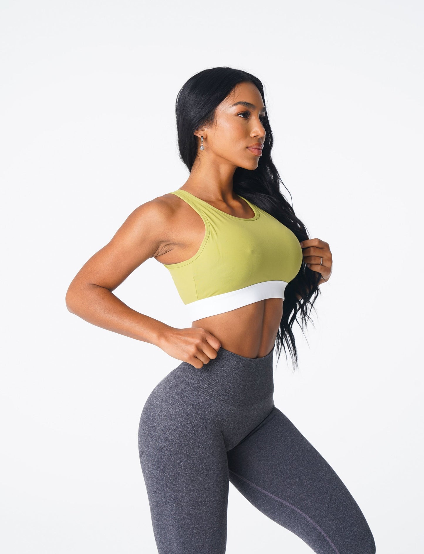 Women Olive Agility Bra - NVGTN