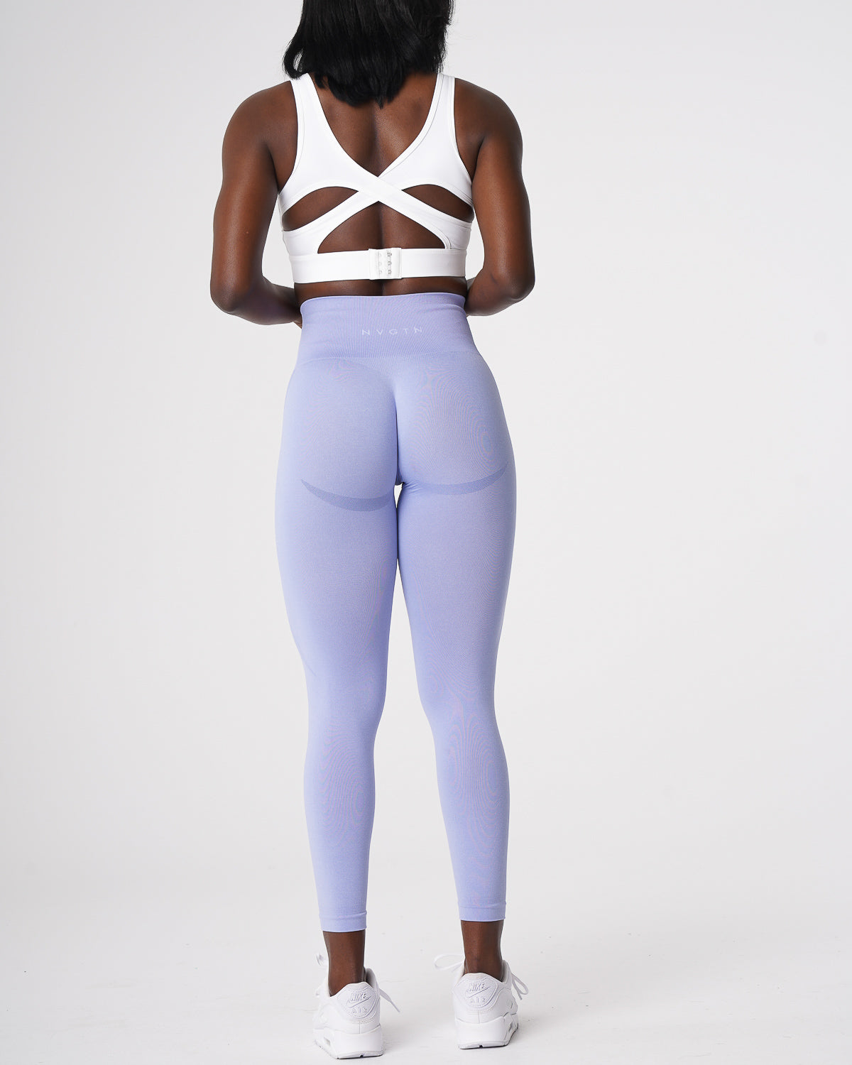 Women Periwinkle Contour Seamless Leggings - NVGTN