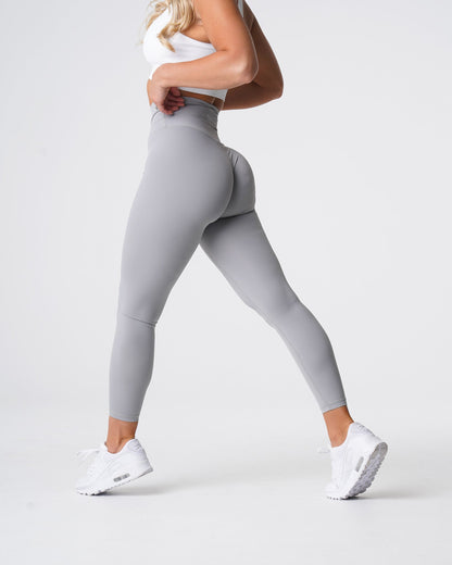 Women Fog Signature 2.0 Leggings - NVGTN