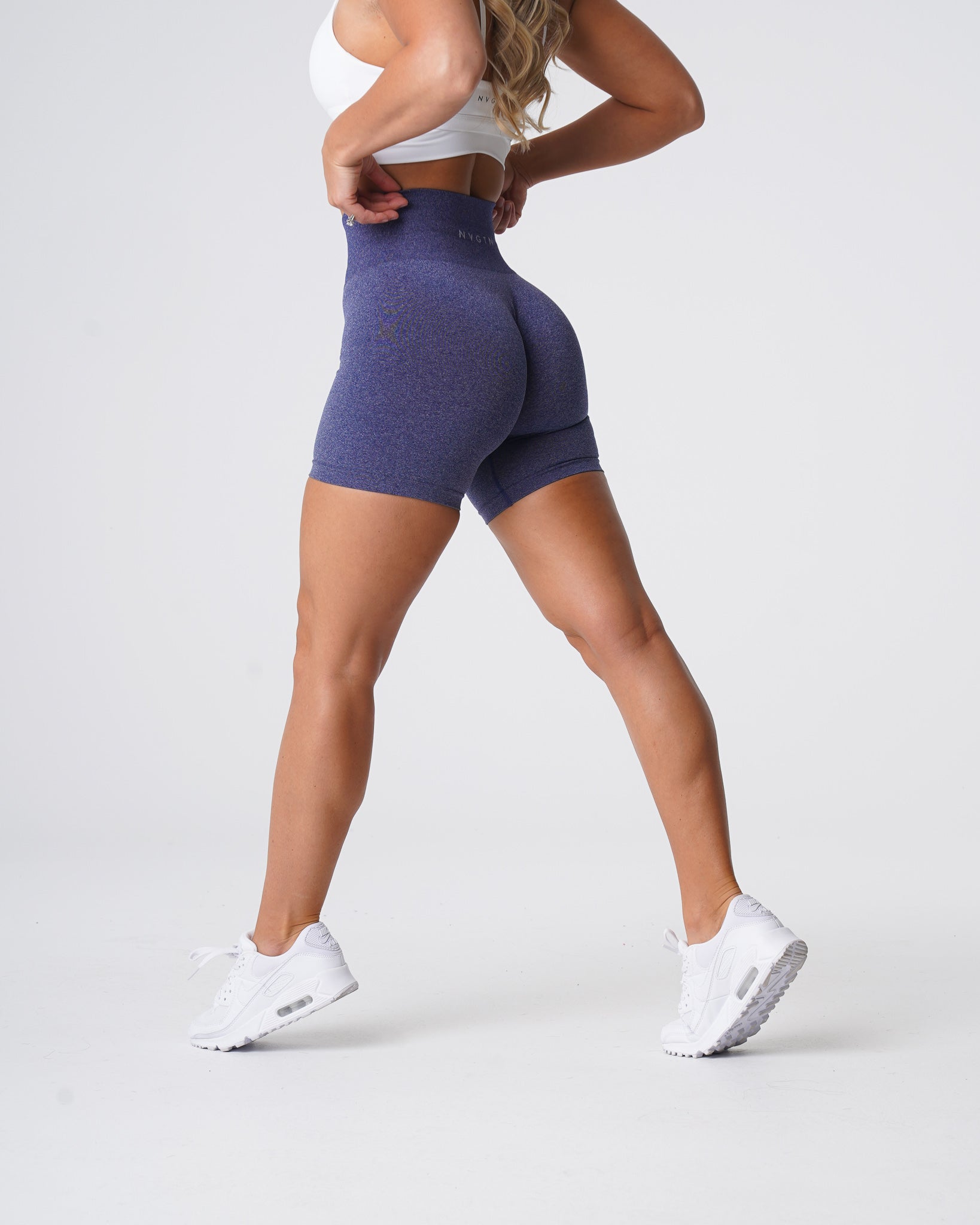 Women Indigo Pro Seamless Shorts - NVGTN