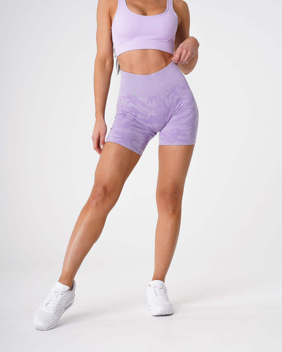 Women Lilac Camo Seamless Shorts - NVGTN