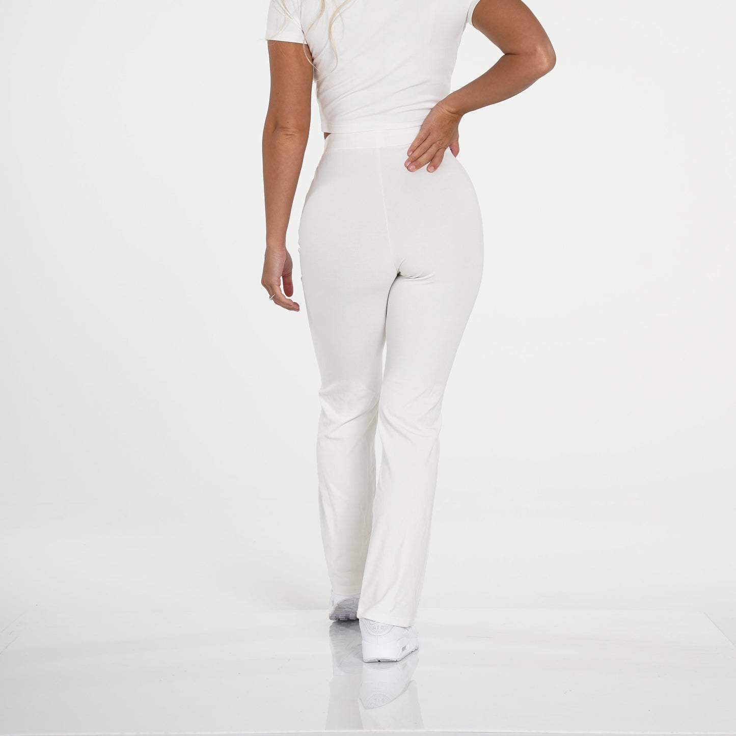 Women Cream Hello Weekend Lounge Pant - NVGTN