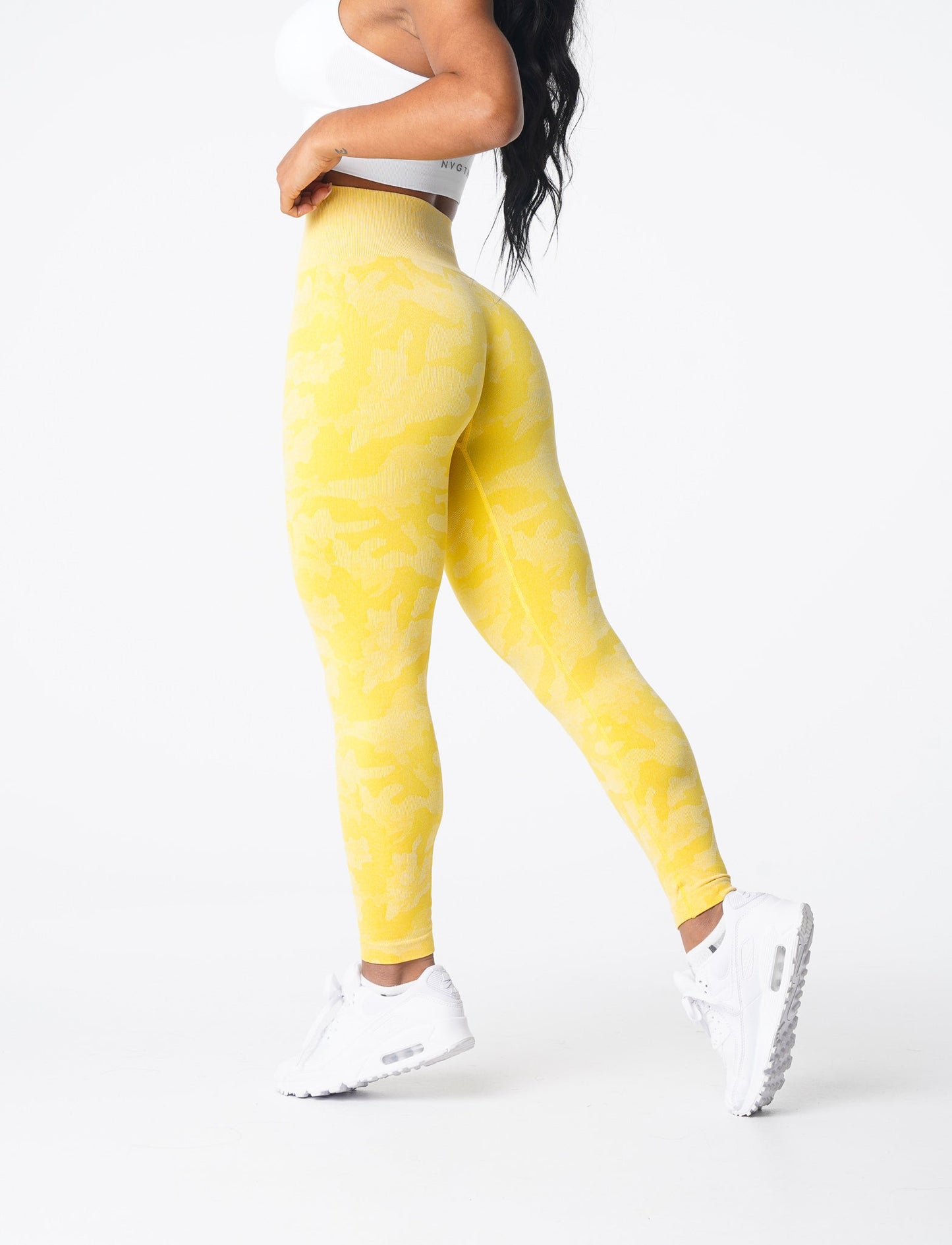 Women Sunshine Yellow Camo Seamless Leggings - NVGTN