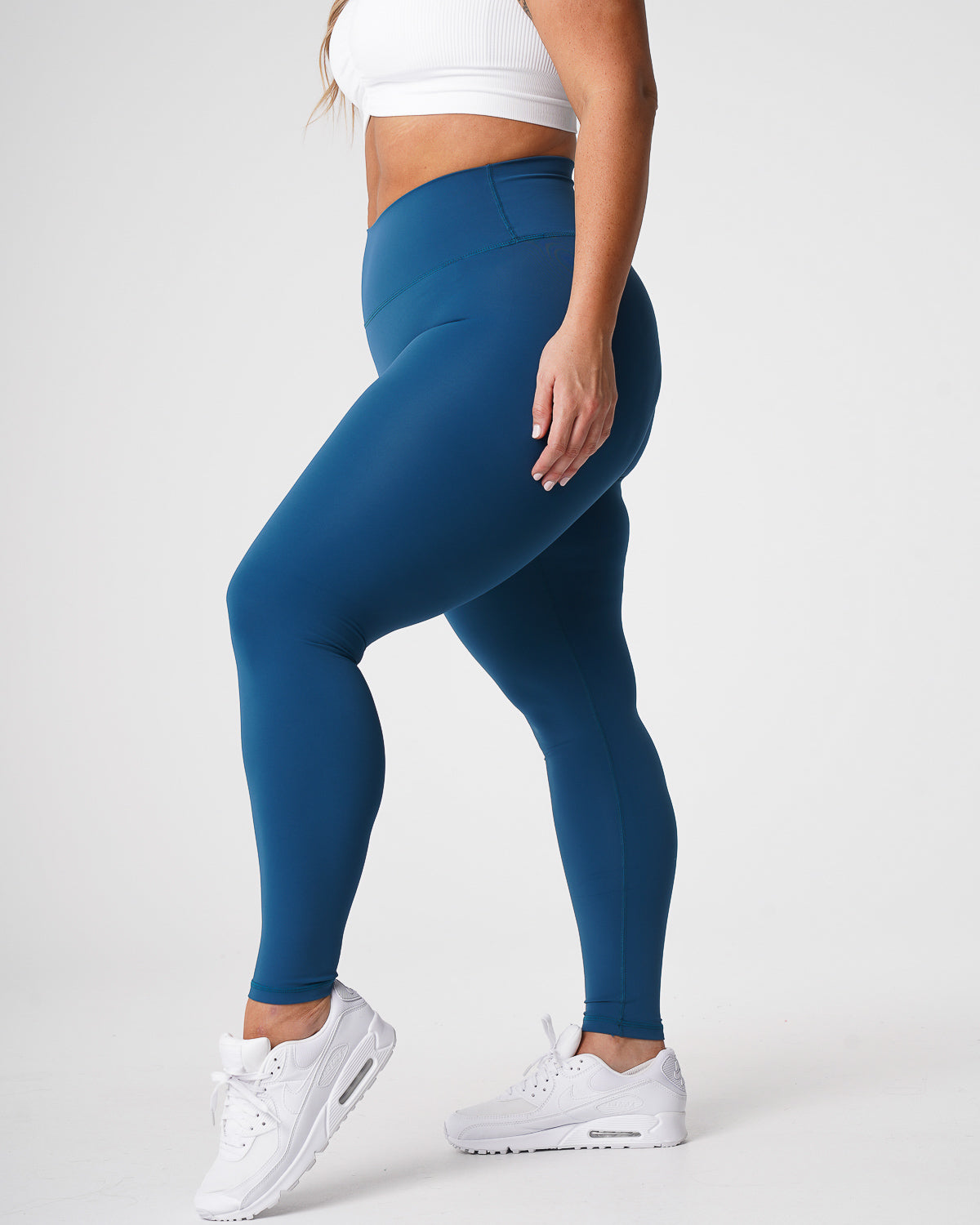 Women Pacific Blue Signature 2.0 Leggings - NVGTN