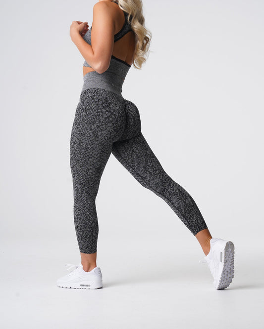 Women Black Speckled Snakeskin Seamless Leggings - NVGTN