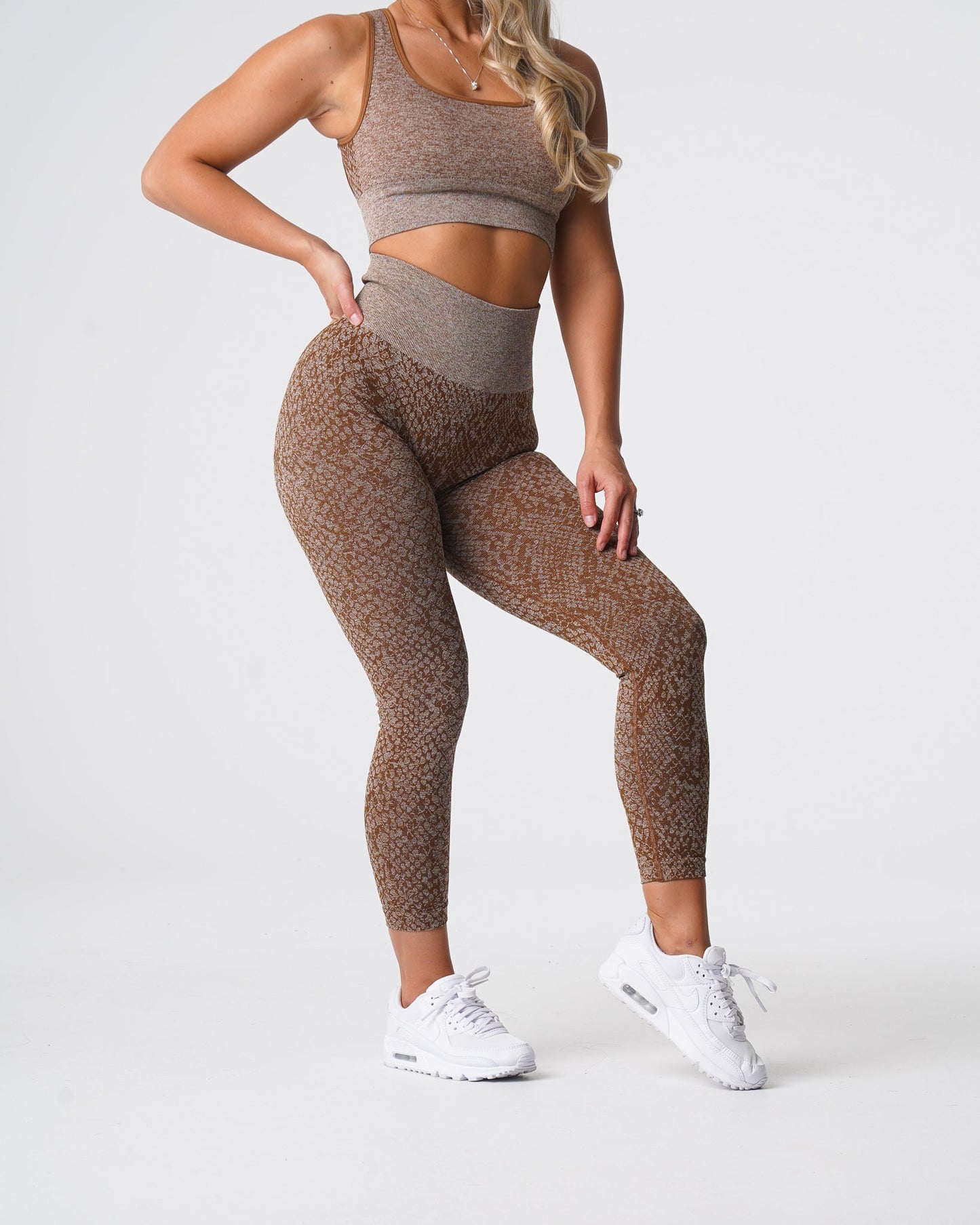 Women Mocha Snakeskin Seamless Leggings - NVGTN