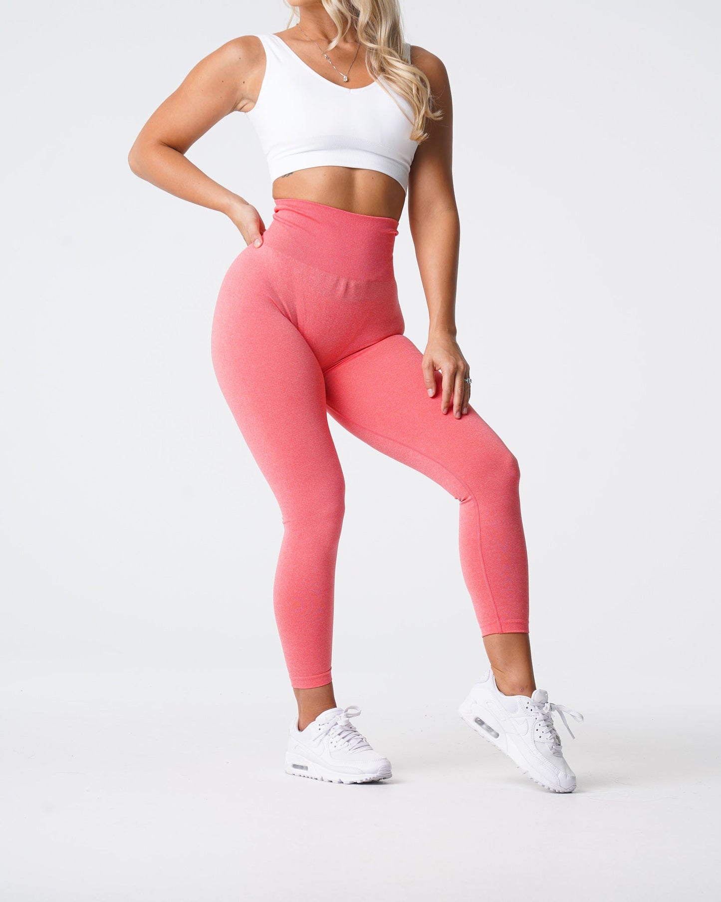 Women Coral NV Seamless Leggings - NVGTN