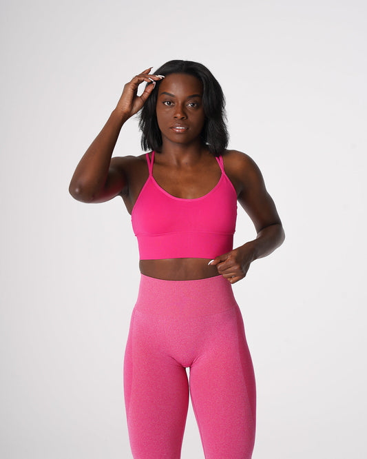 Women Fuchsia Flourish Seamless Bra - NVGTN