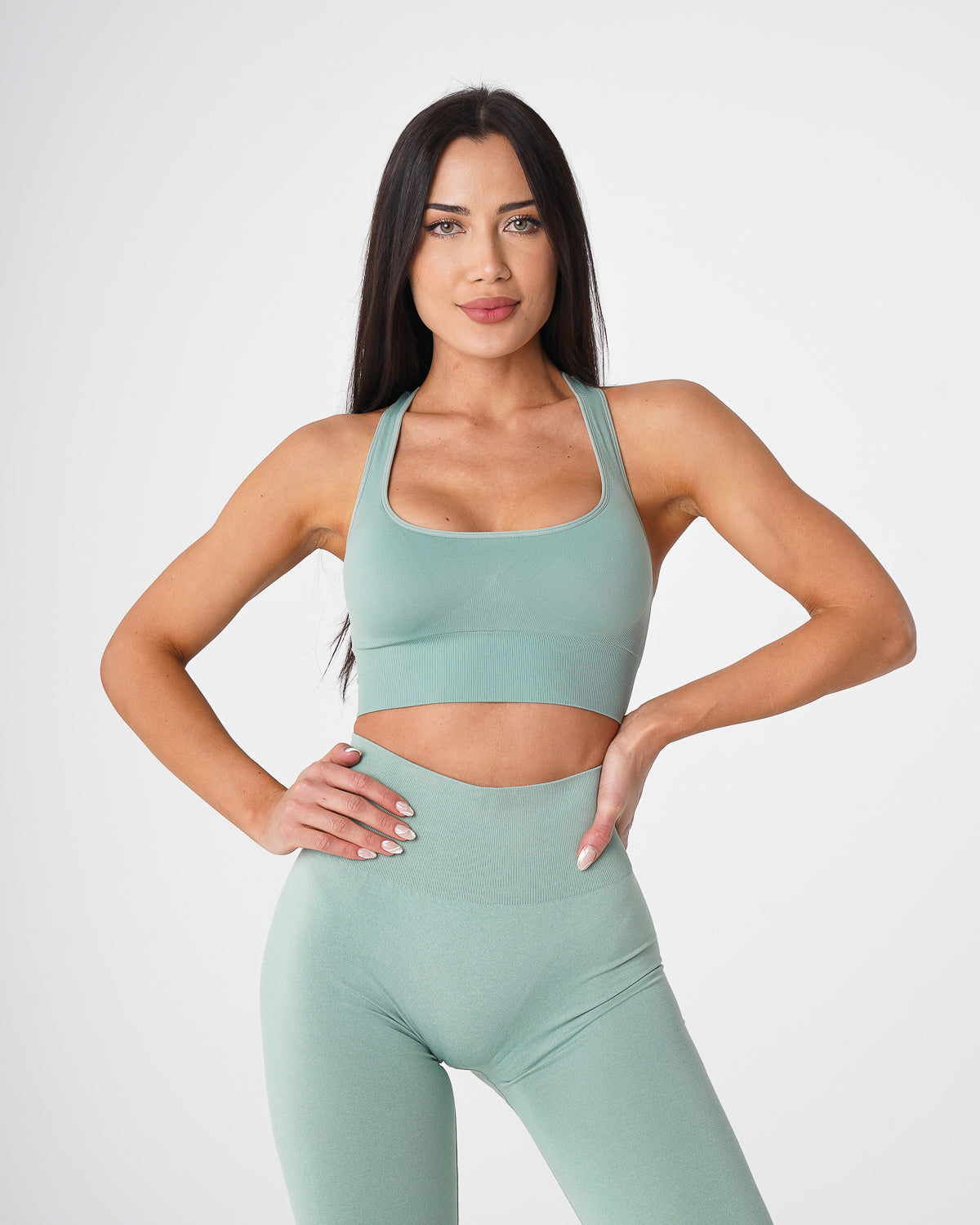 Women Sage Green Ignite Seamless Bra - NVGTN