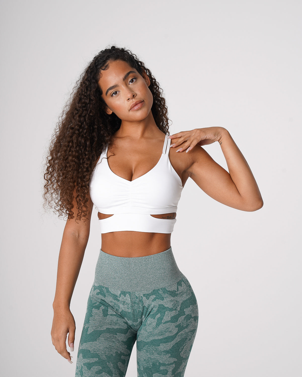 Women White Revolve Bra - NVGTN