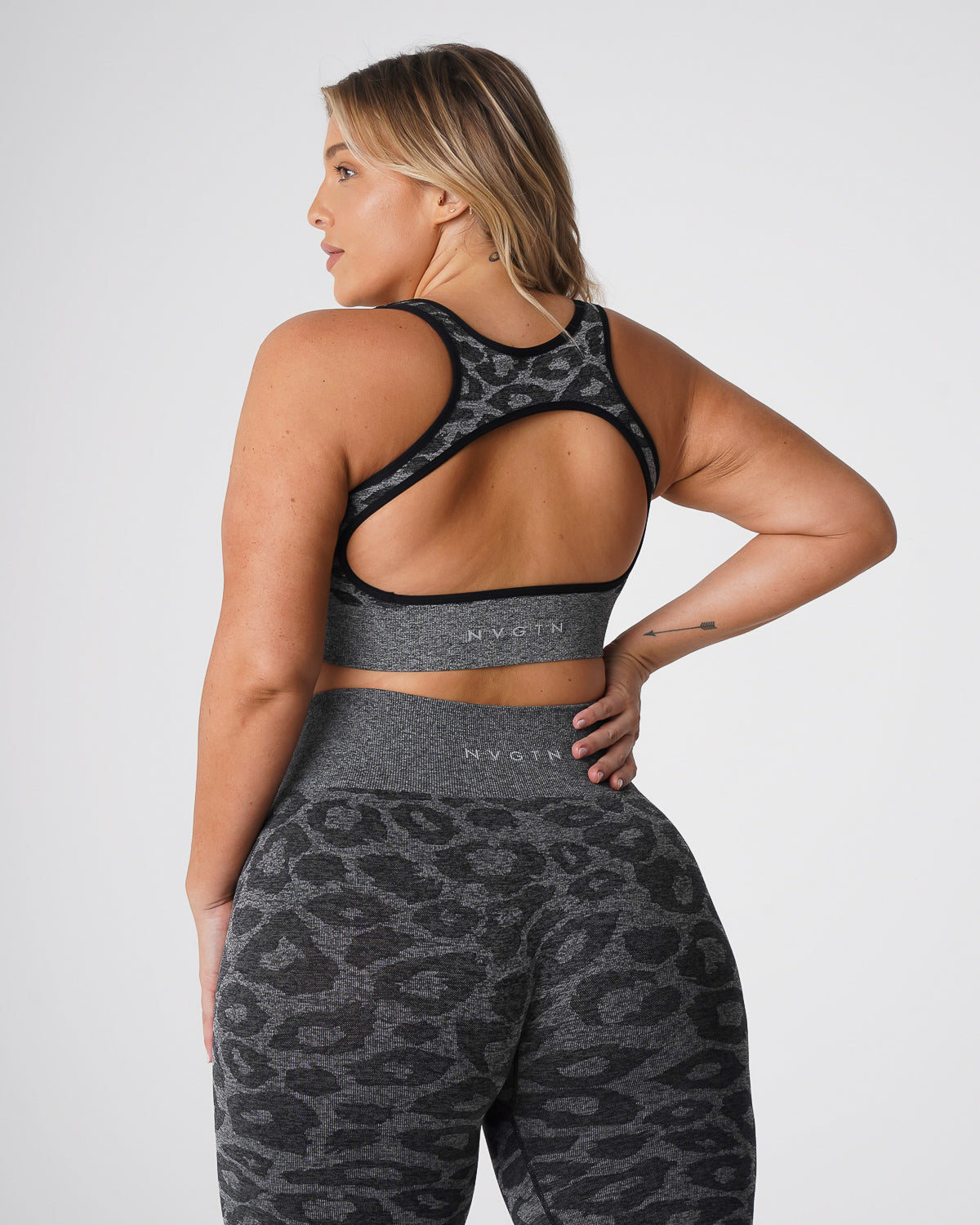 Women Black Speckled Leopard Eclipse Seamless Bra - NVGTN