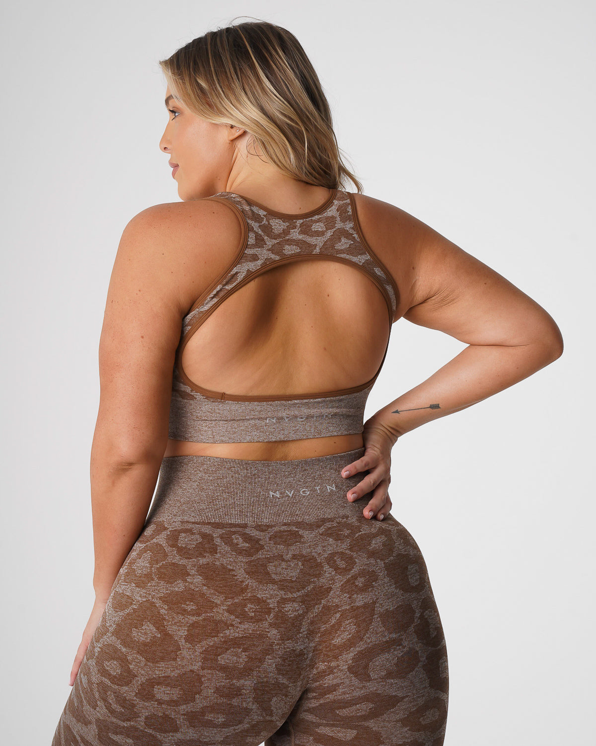 Women Mocha Leopard Eclipse Seamless Bra - NVGTN
