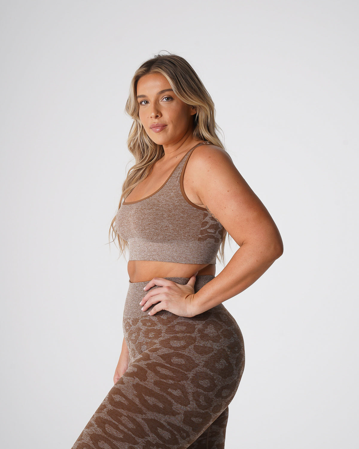 Women Mocha Leopard Eclipse Seamless Bra - NVGTN