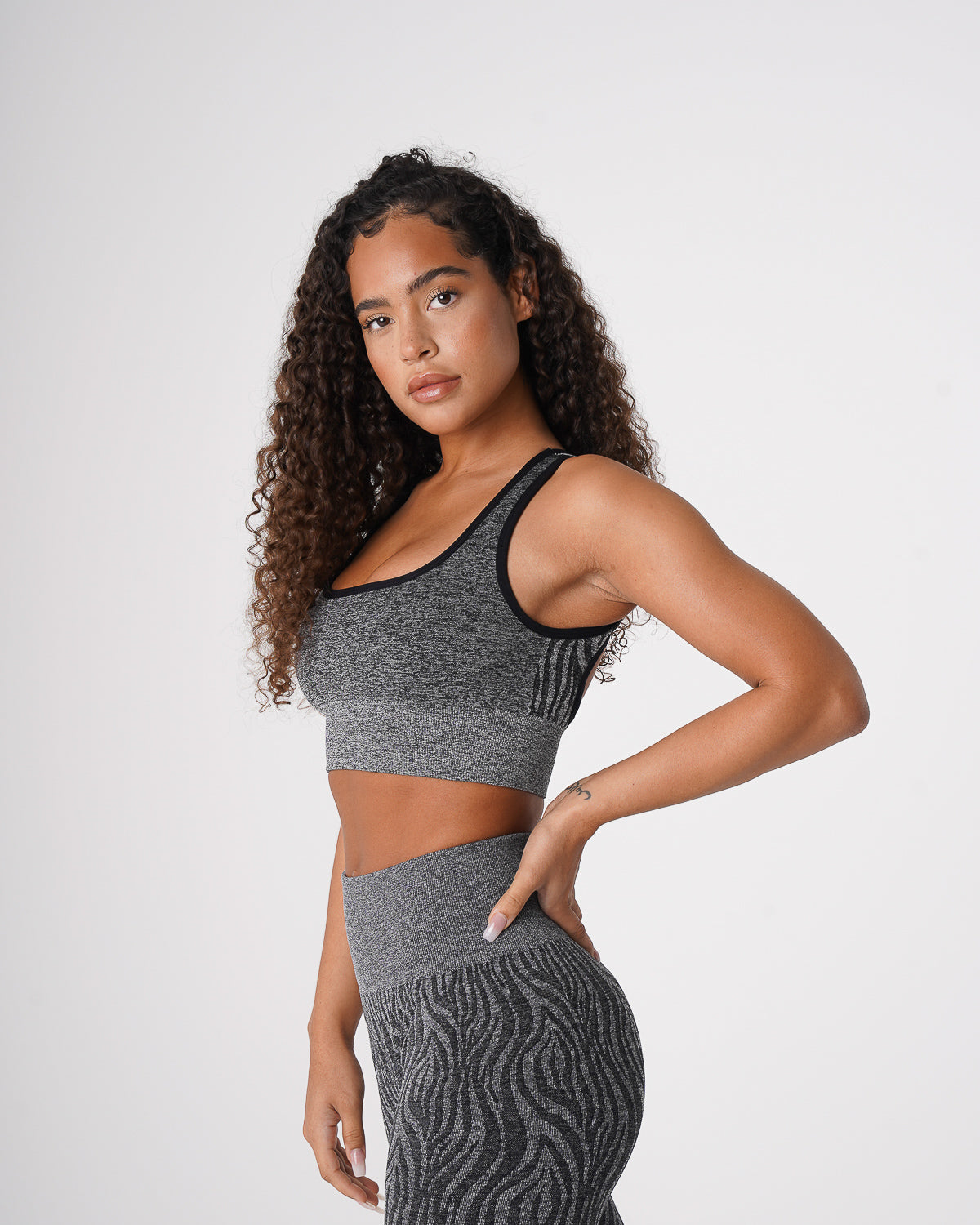 Women Black Speckled Zebra Eclipse Seamless Bra - NVGTN
