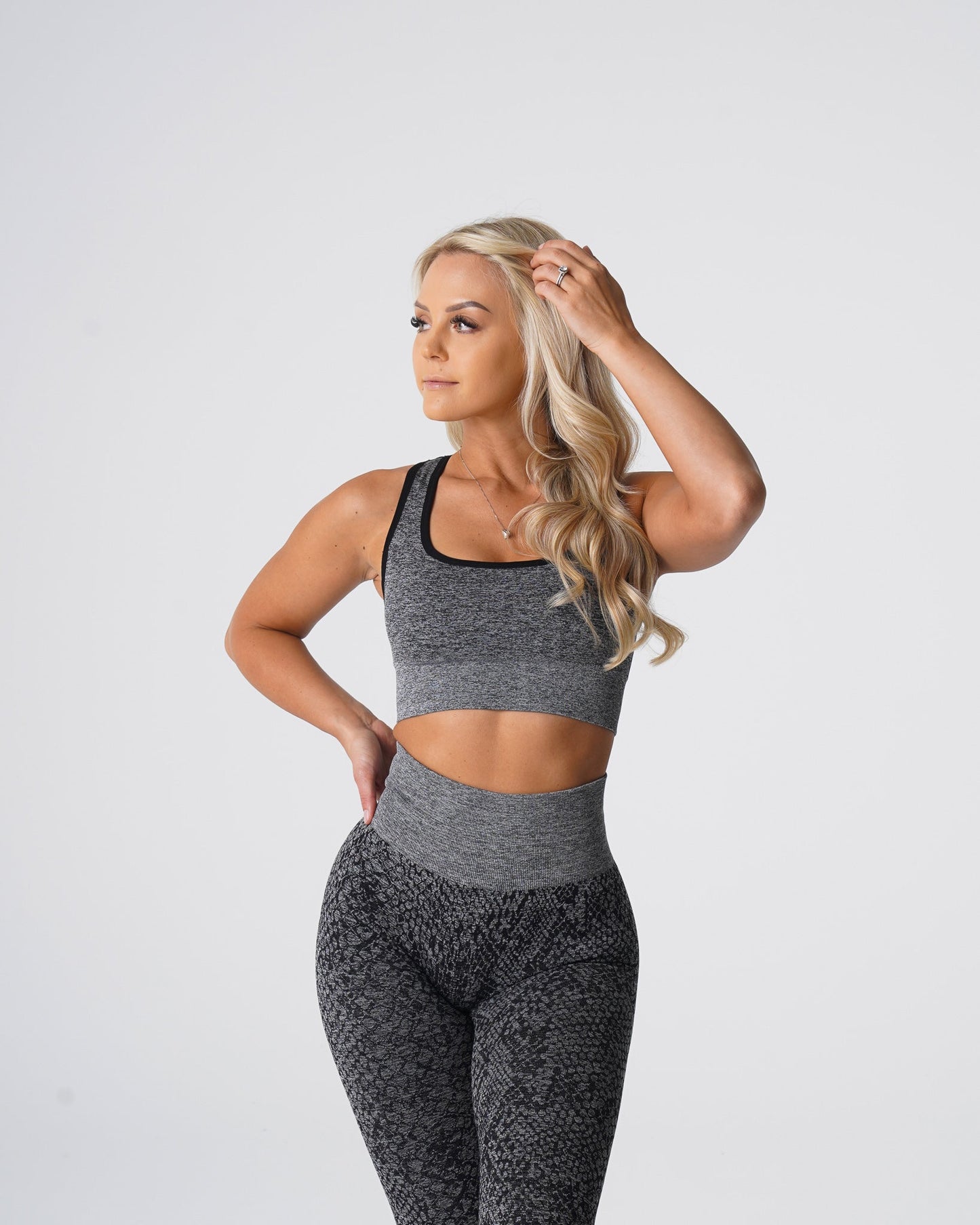 Women Black Speckled Snakeskin Eclipse Seamless Bra - NVGTN