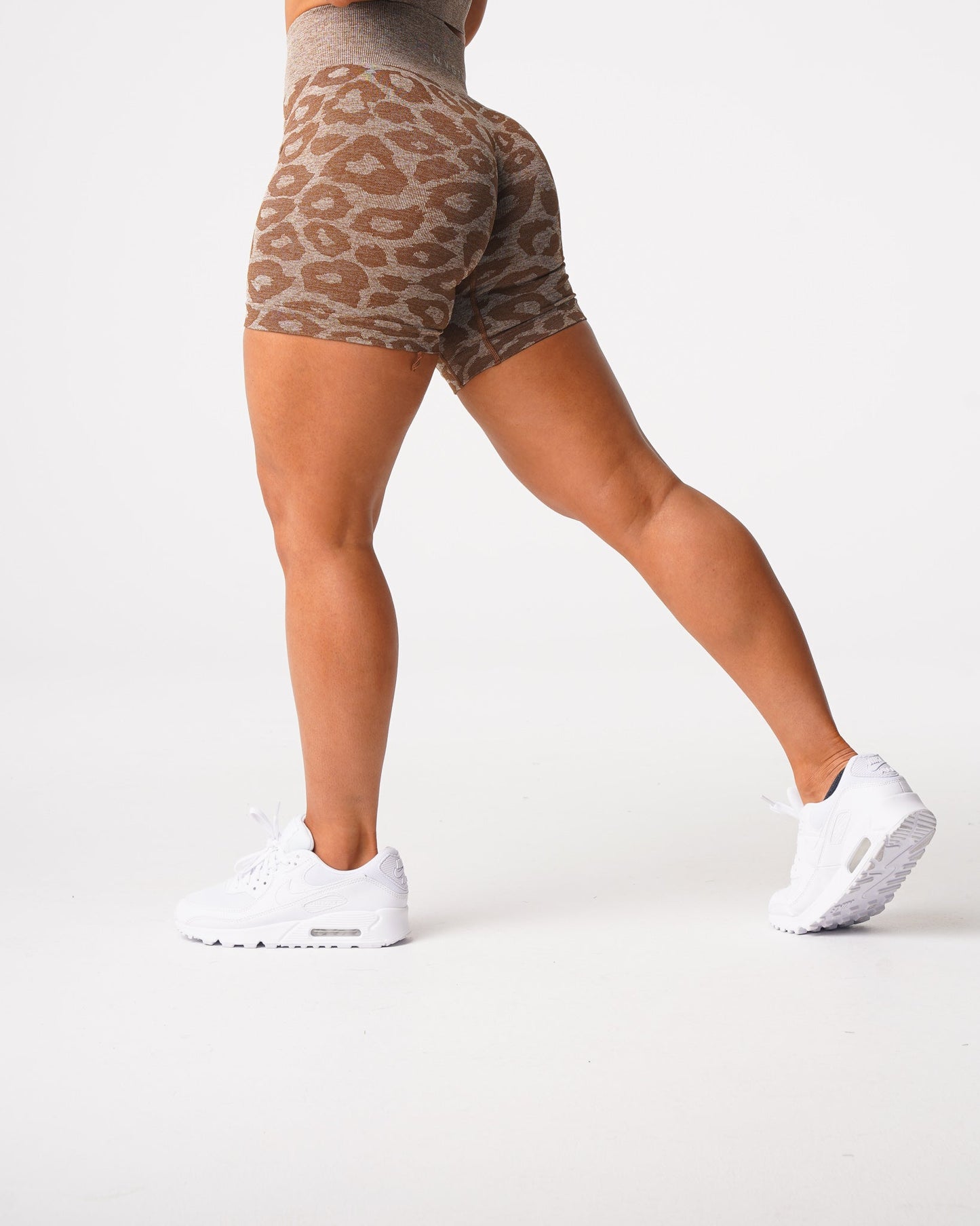 Women Mocha Leopard Seamless Shorts - NVGTN