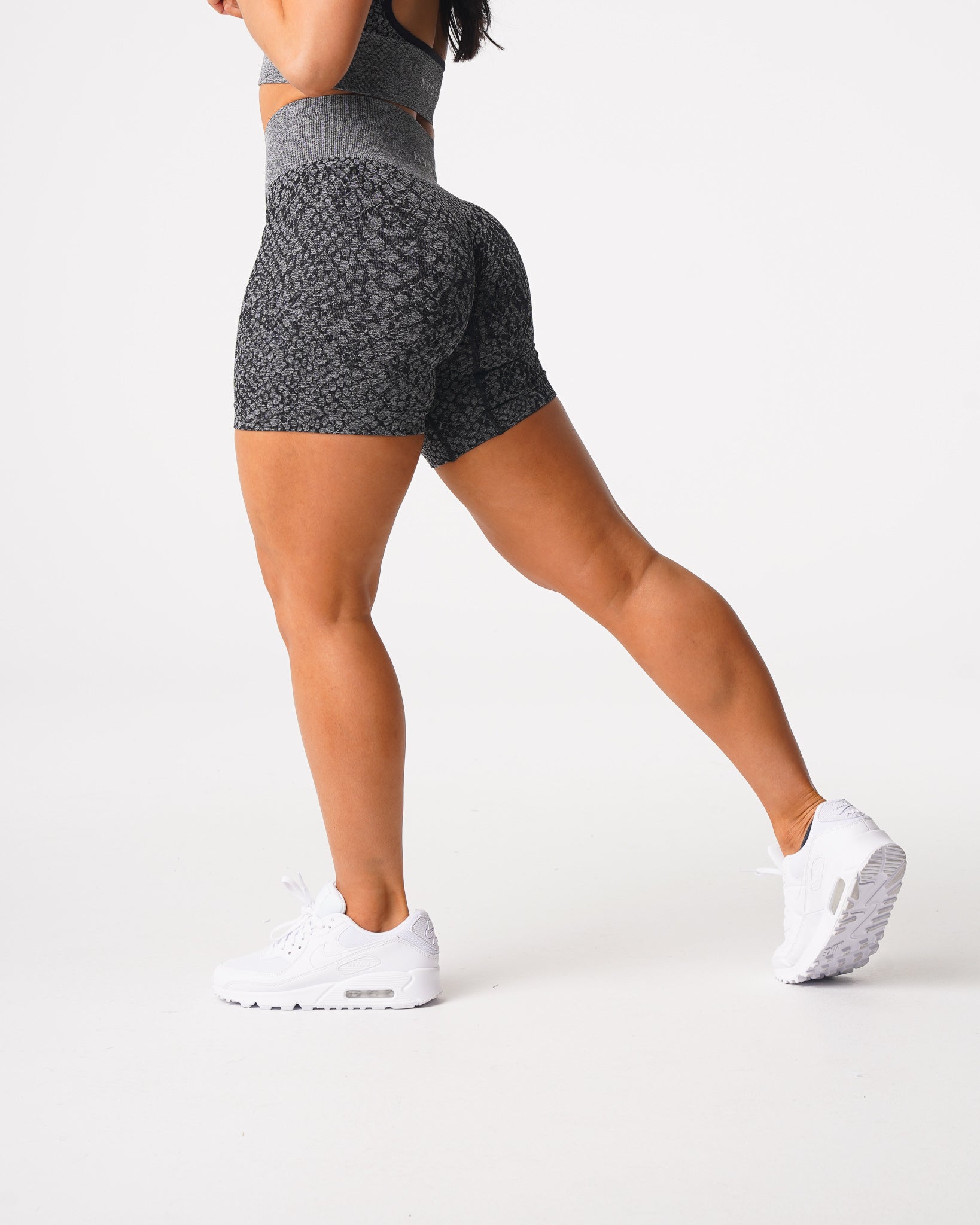 Women Black Speckled Snakeskin Seamless Shorts - NVGTN